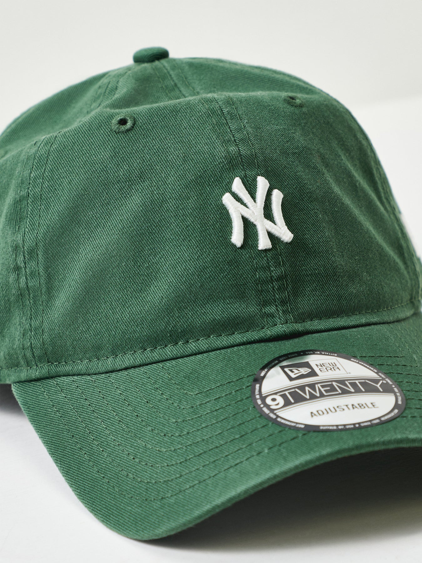 Mini Logo 9TWENTY New York Yankees Cap Green