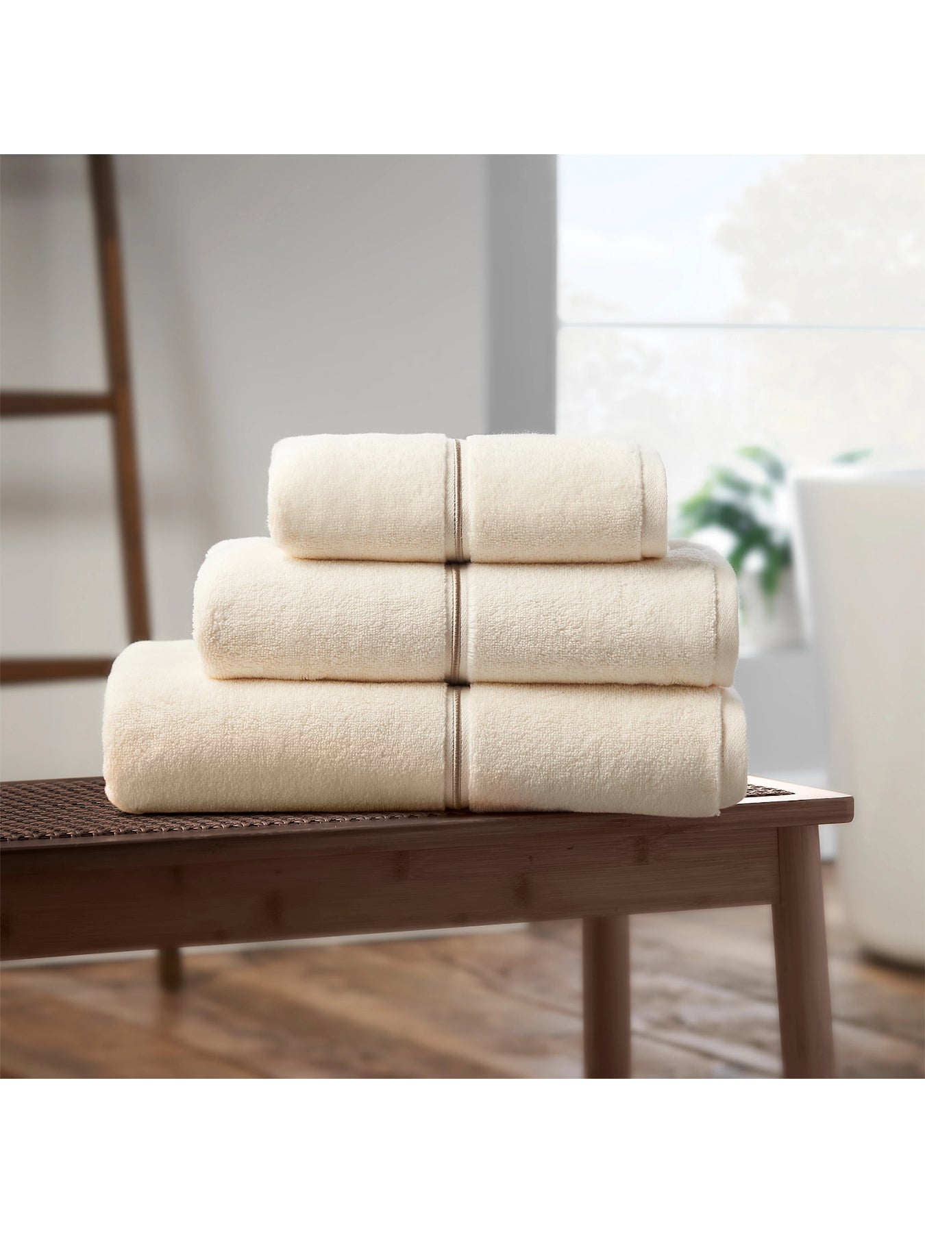 Zero Twist Satin Stitch Cotton Bath Sheet Natural