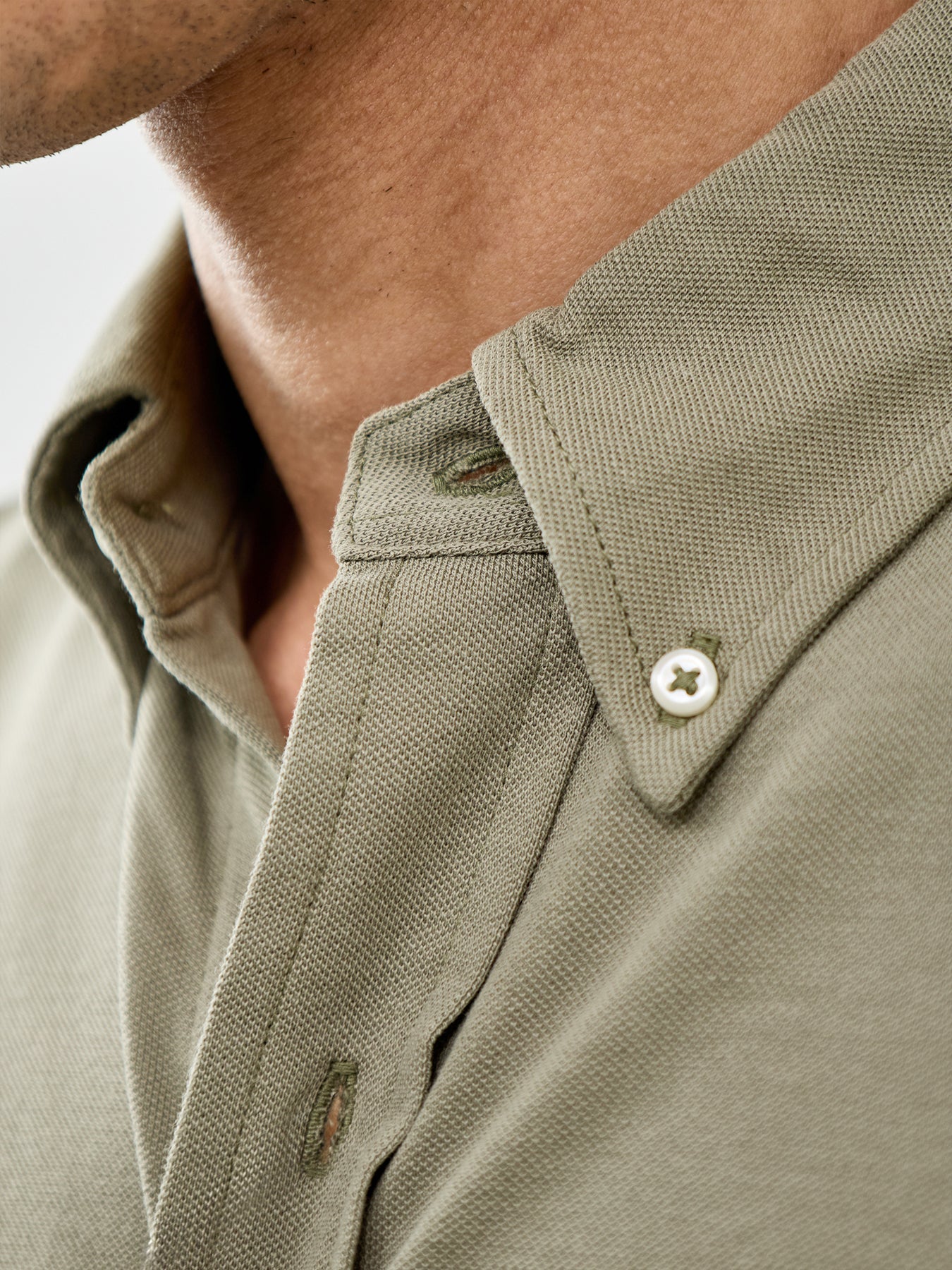 Featherweight Mesh Shirt Olive