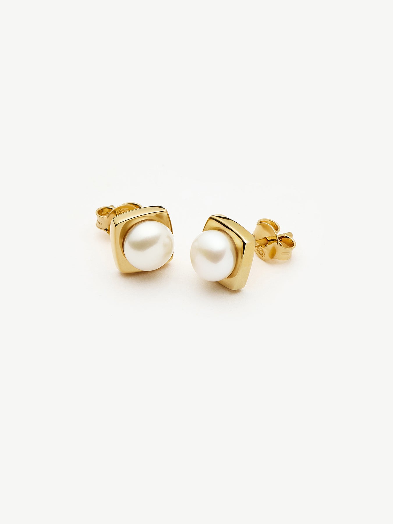 Button Pearl Square Stud Earrings Gold