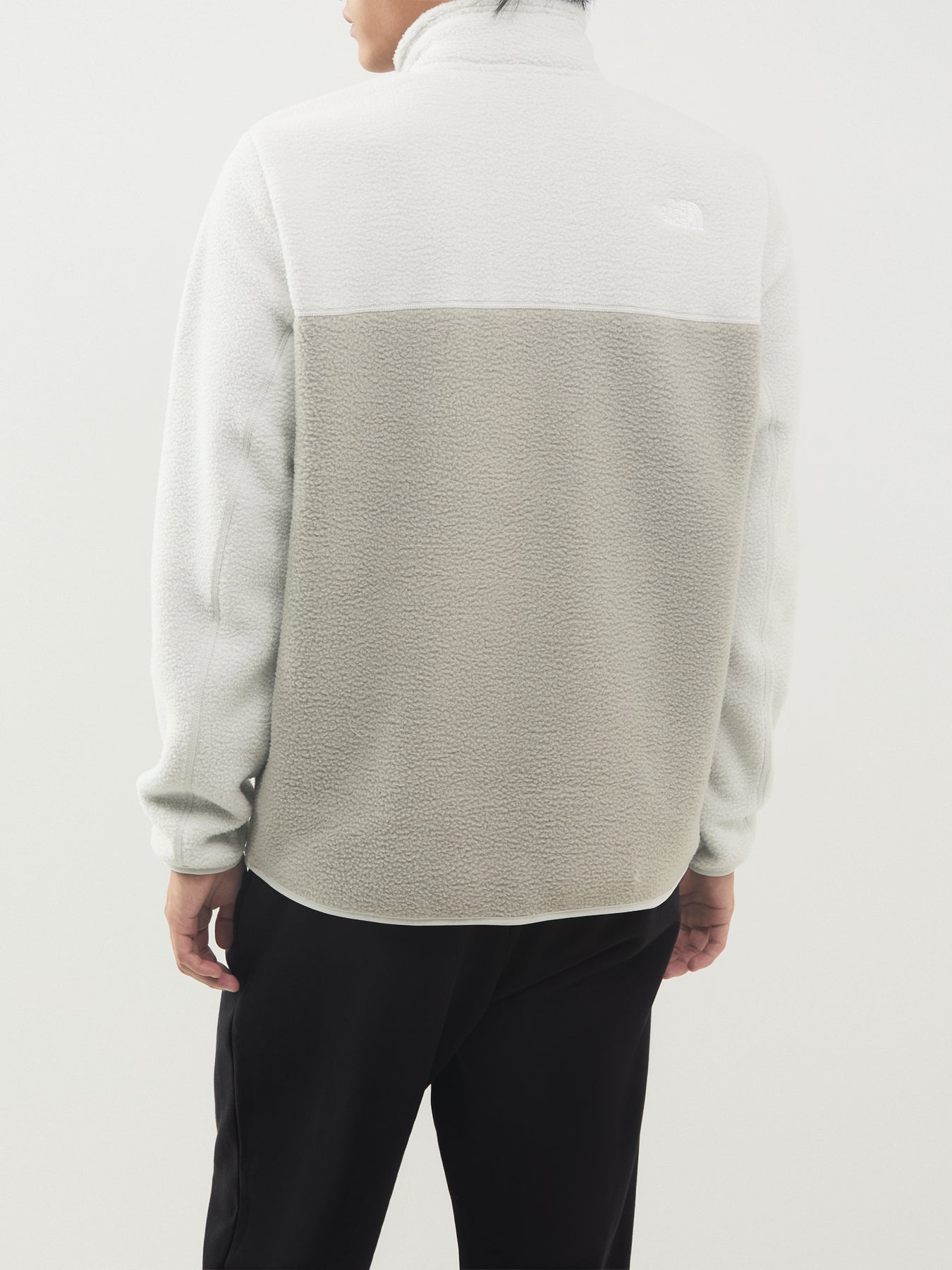 Yumiori Quarter-Zip Fleece