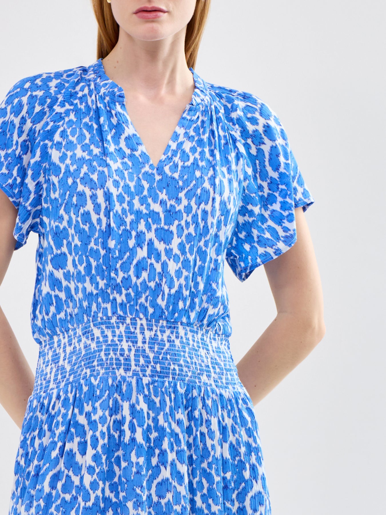 Riley Viscose Crinkle Midi Dress Blue