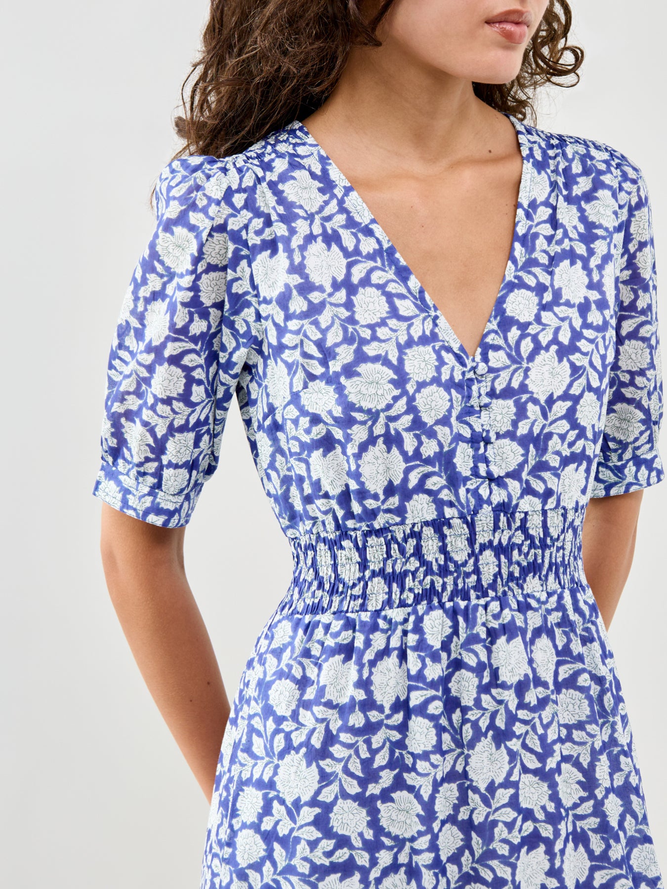Billie Block Print Dress Blue White Hibiscus Print
