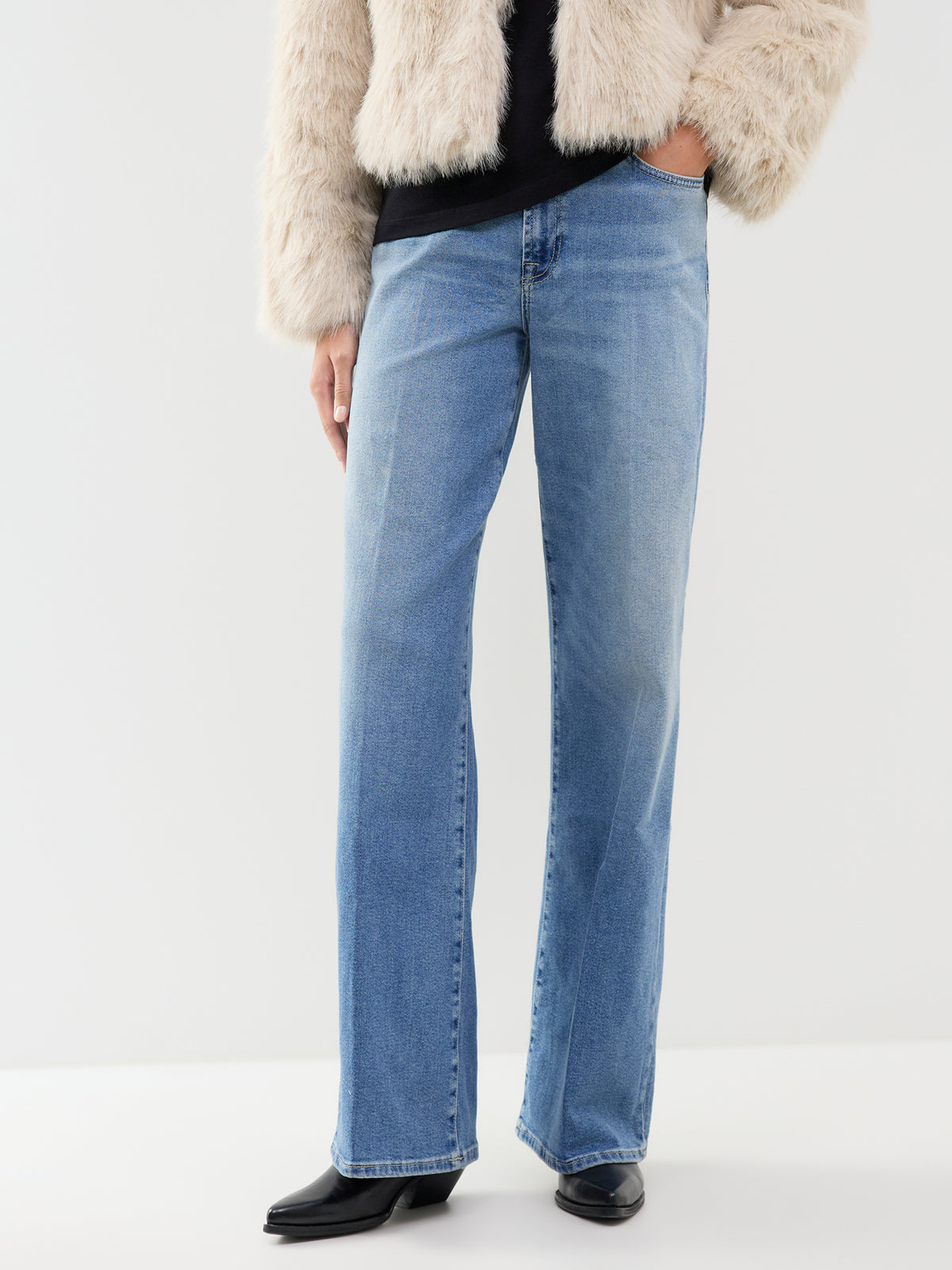 Cotton Blend Lotta Wide Leg Jeans
