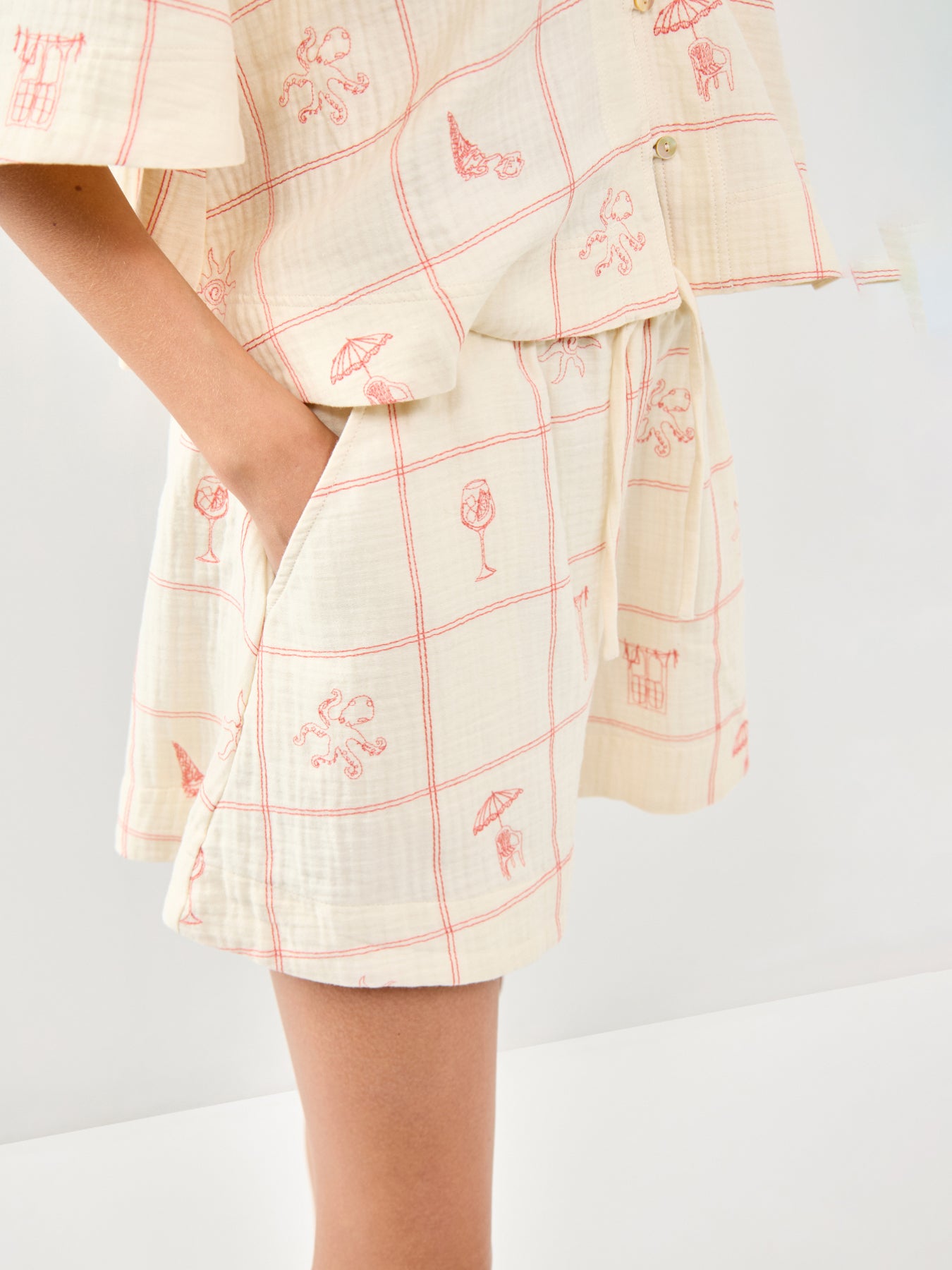 Lorenzo Shorts Cream