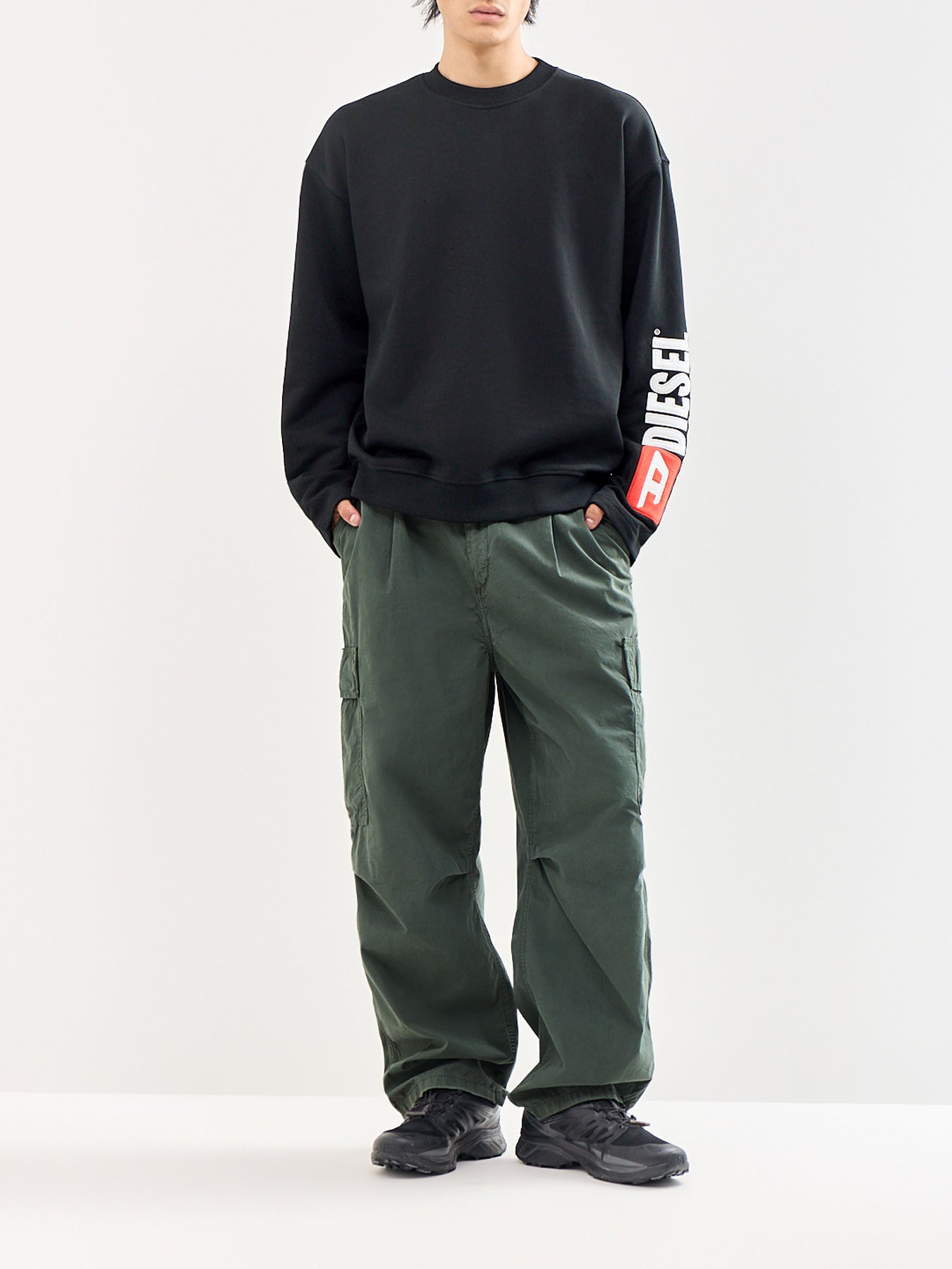 S-BOXT Diesel Logo Sleeve Sweatshirt Black