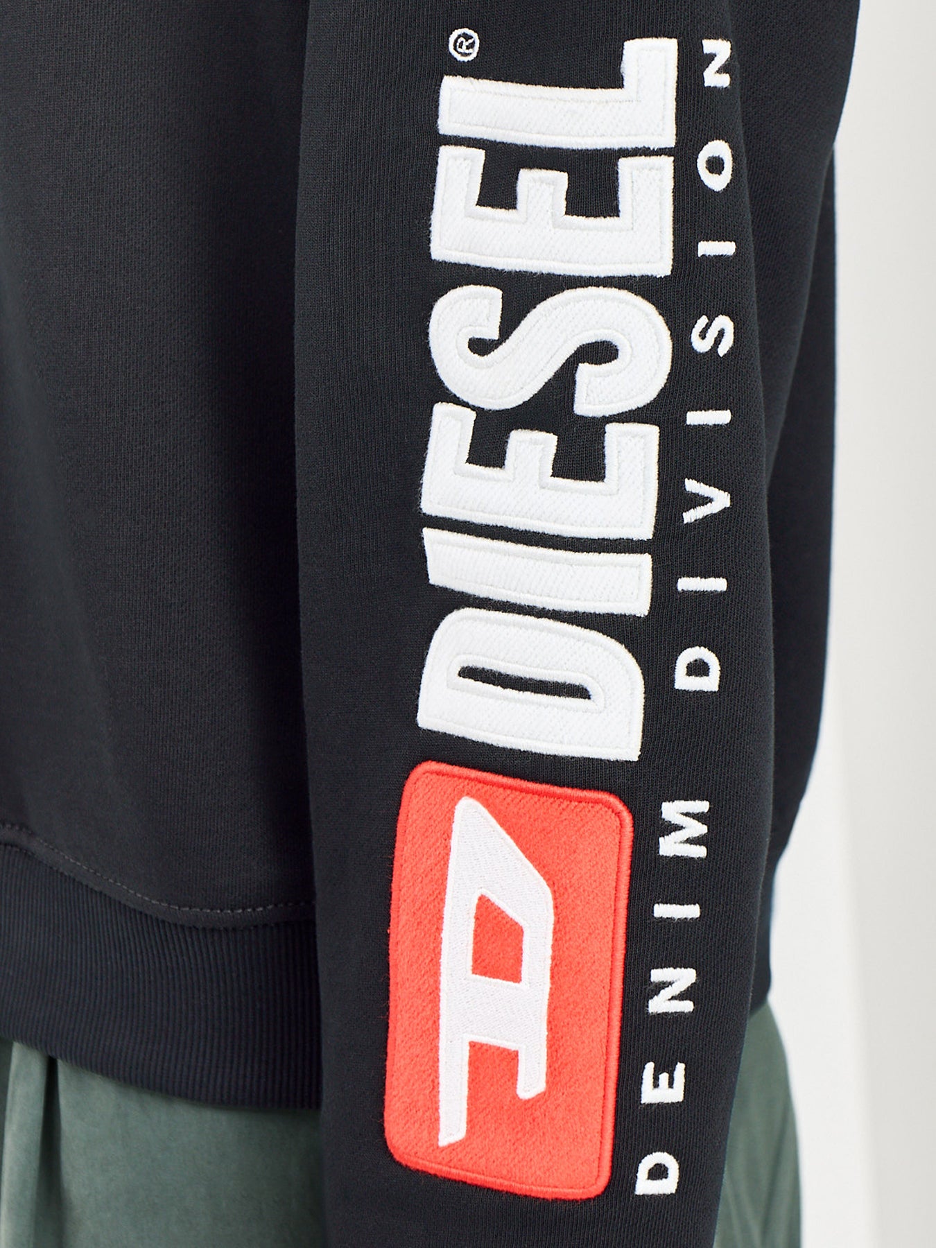 S-BOXT Diesel Logo Sleeve Sweatshirt Black
