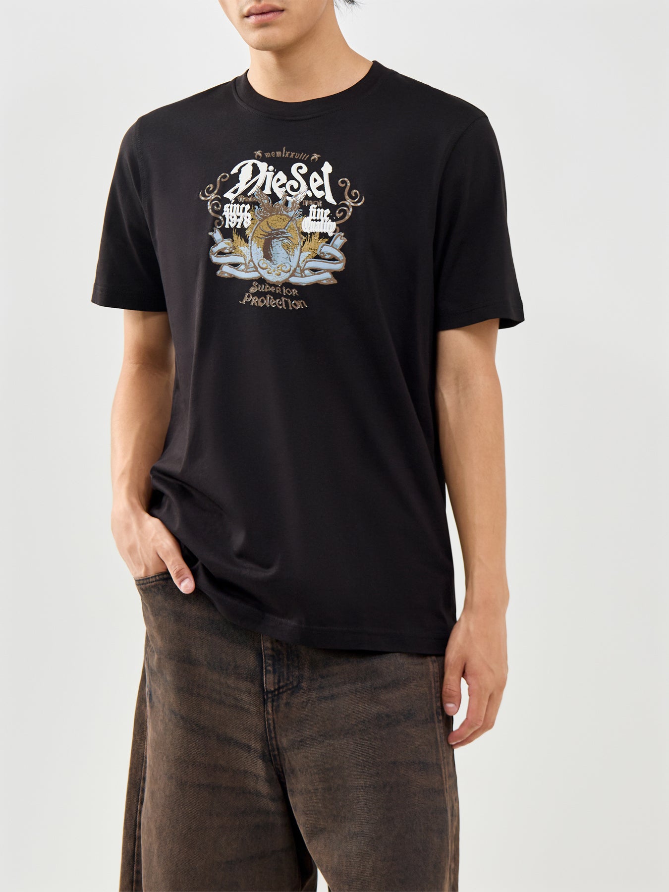 Big Crest T-Shirt Black