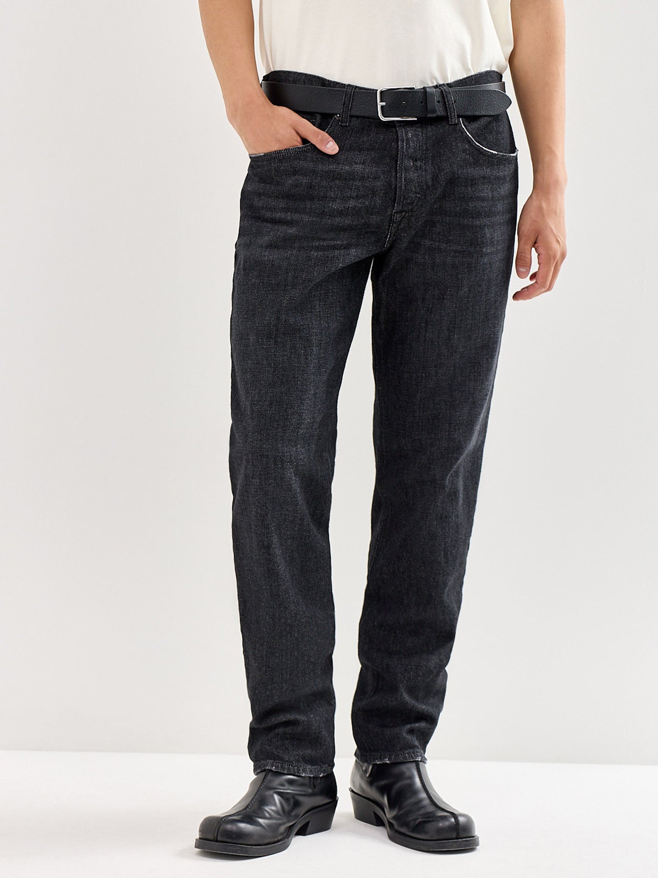 2023 D-FINITIVE Tapered Fit Jeans Dark Grey