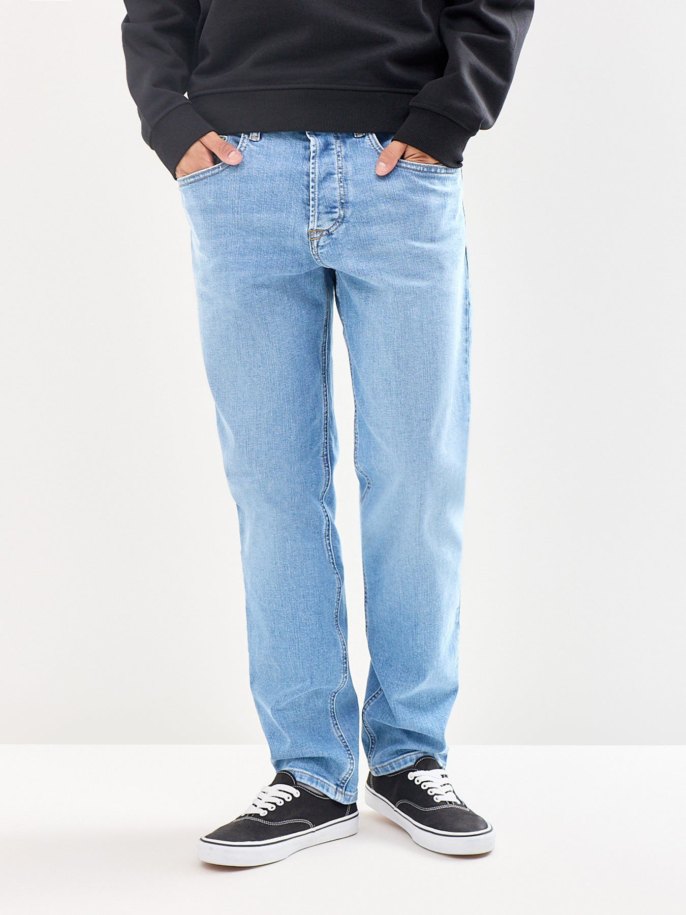 2023 D-FINITIVE Tapered Fit Jeans Blue
