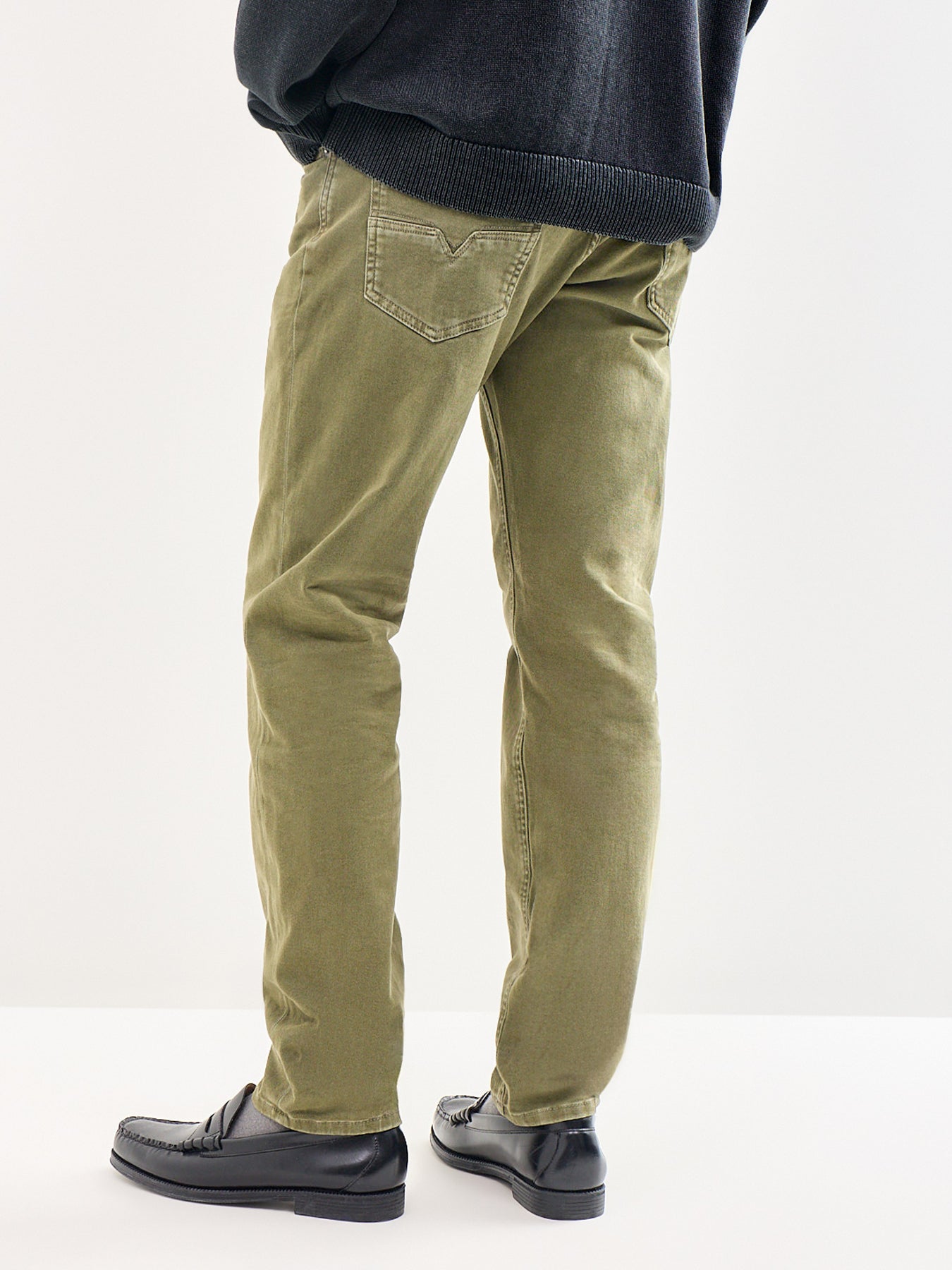 1986 LARKEE-BEEX Tapered Fit Jeans Olive