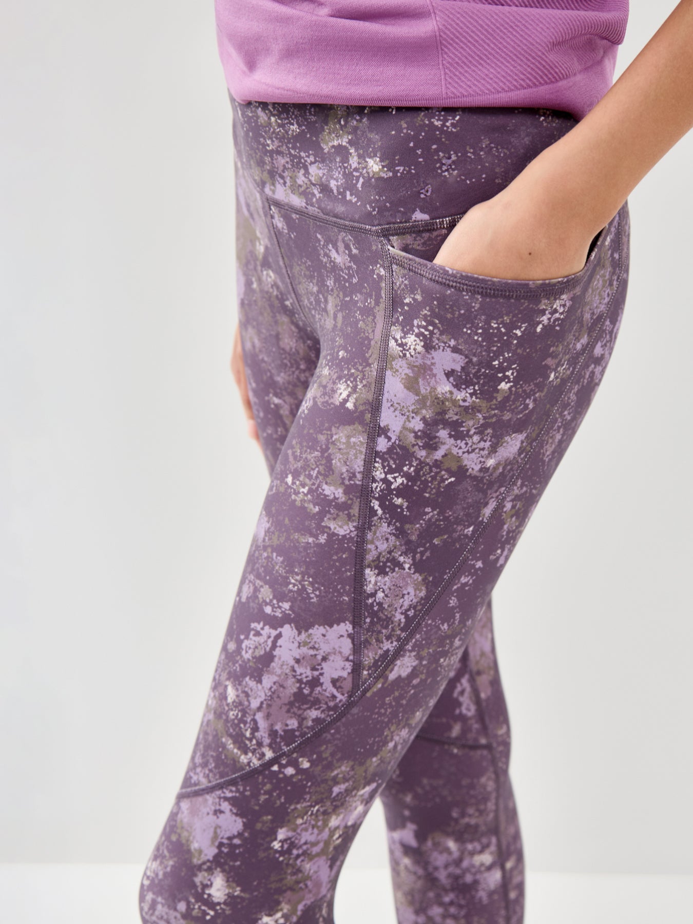 Power Cropped Workout Leggings Purple