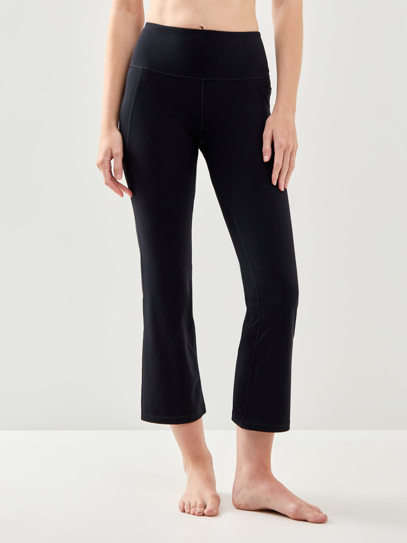 Ultimate Studio Crop Flare Leggings Black