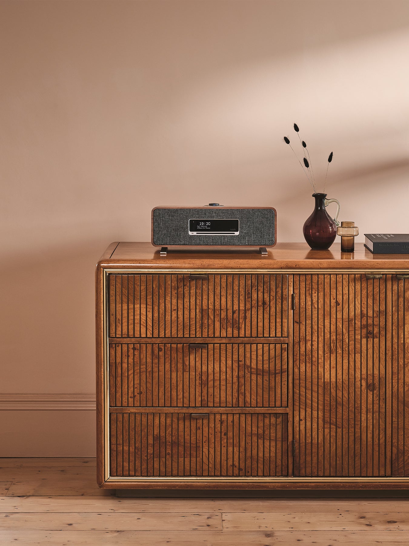 R3S Compact Music System Brown