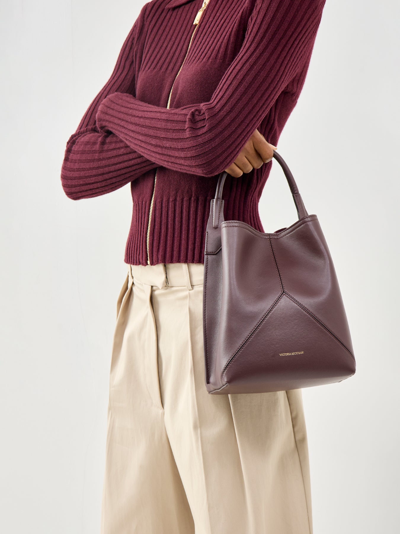 Victoria Plie Bucket Bag Burgundy