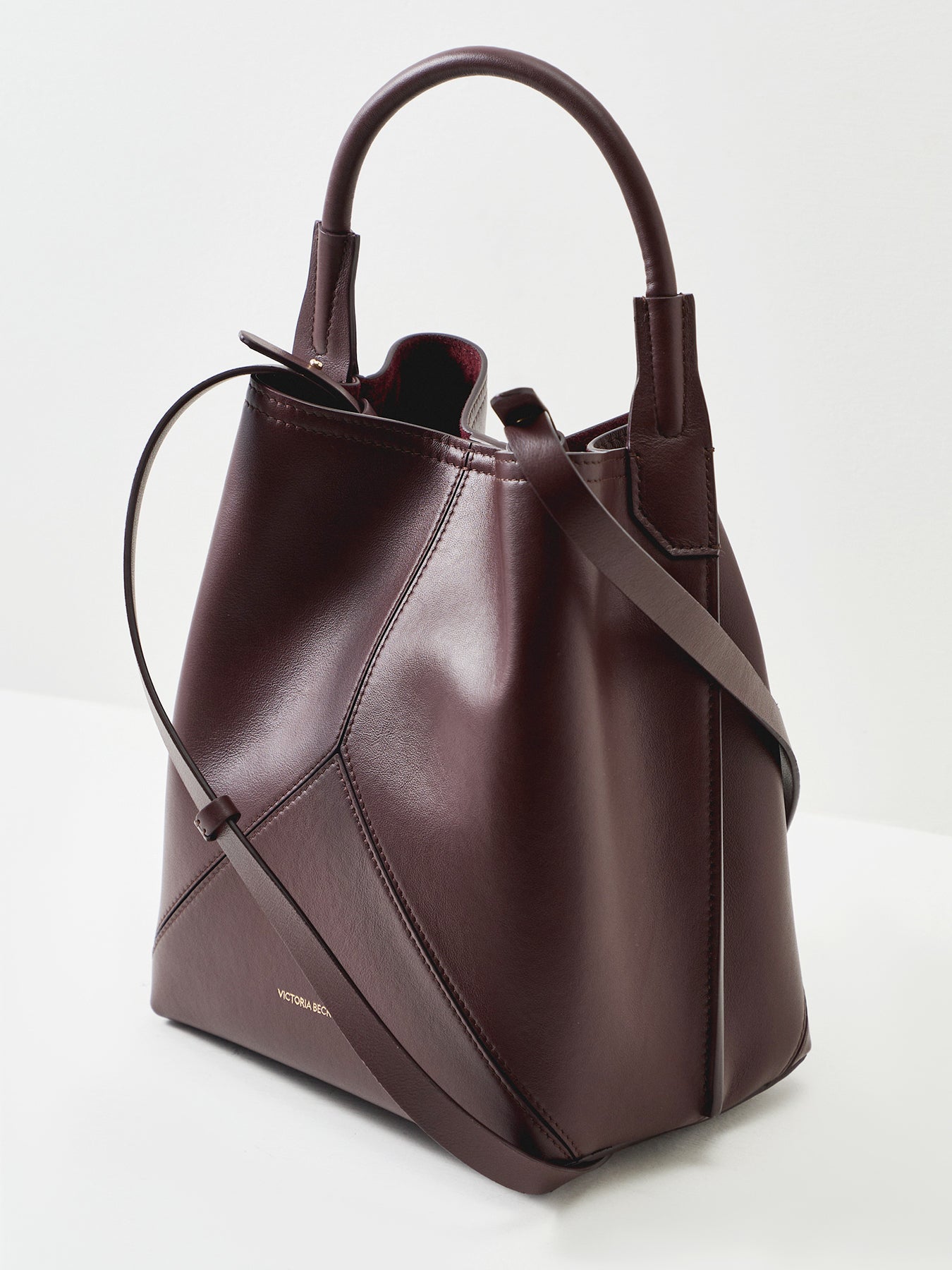 Victoria Plie Bucket Bag Burgundy