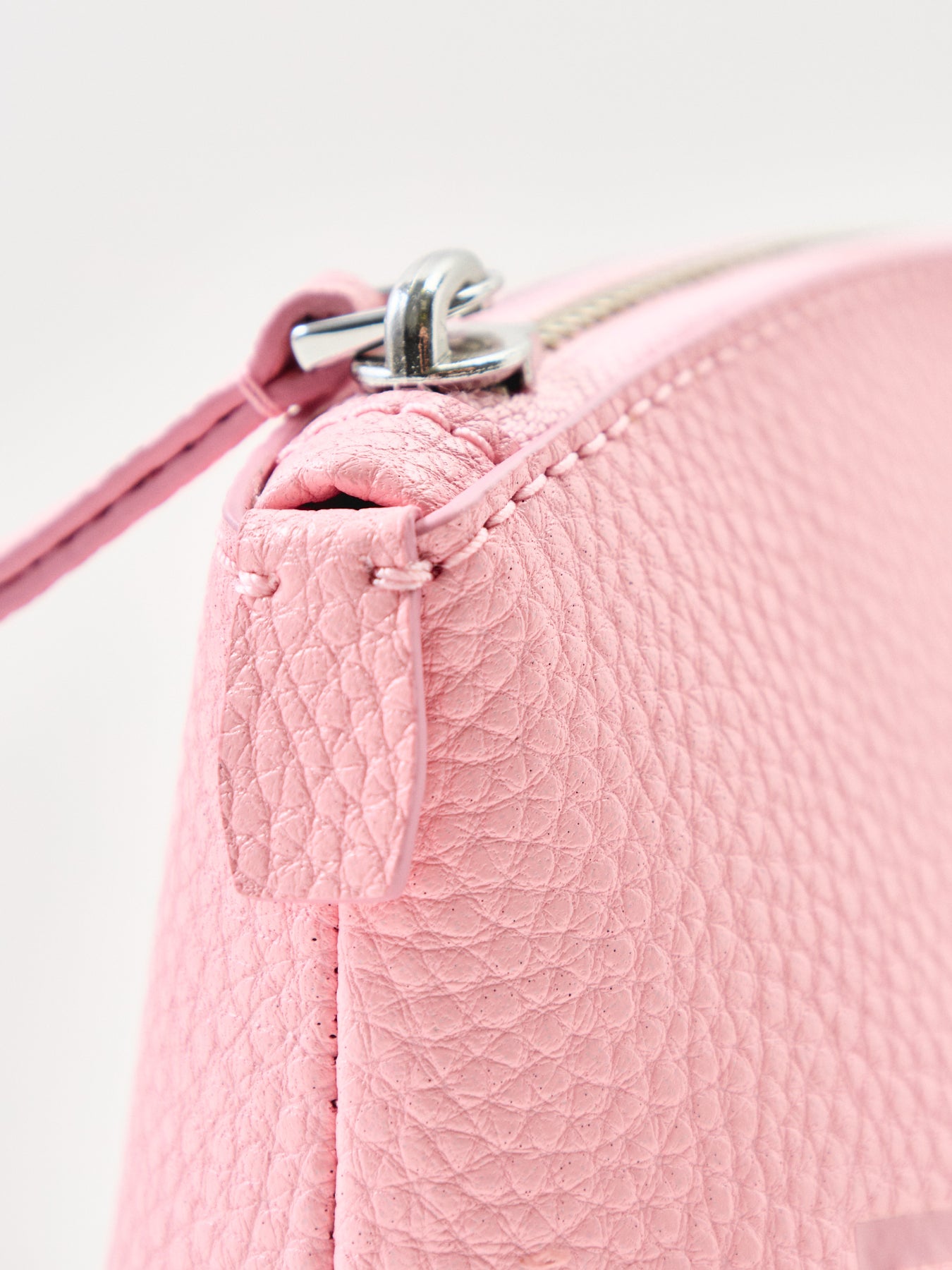 Leather Beauty Bag - Ribbon Pink