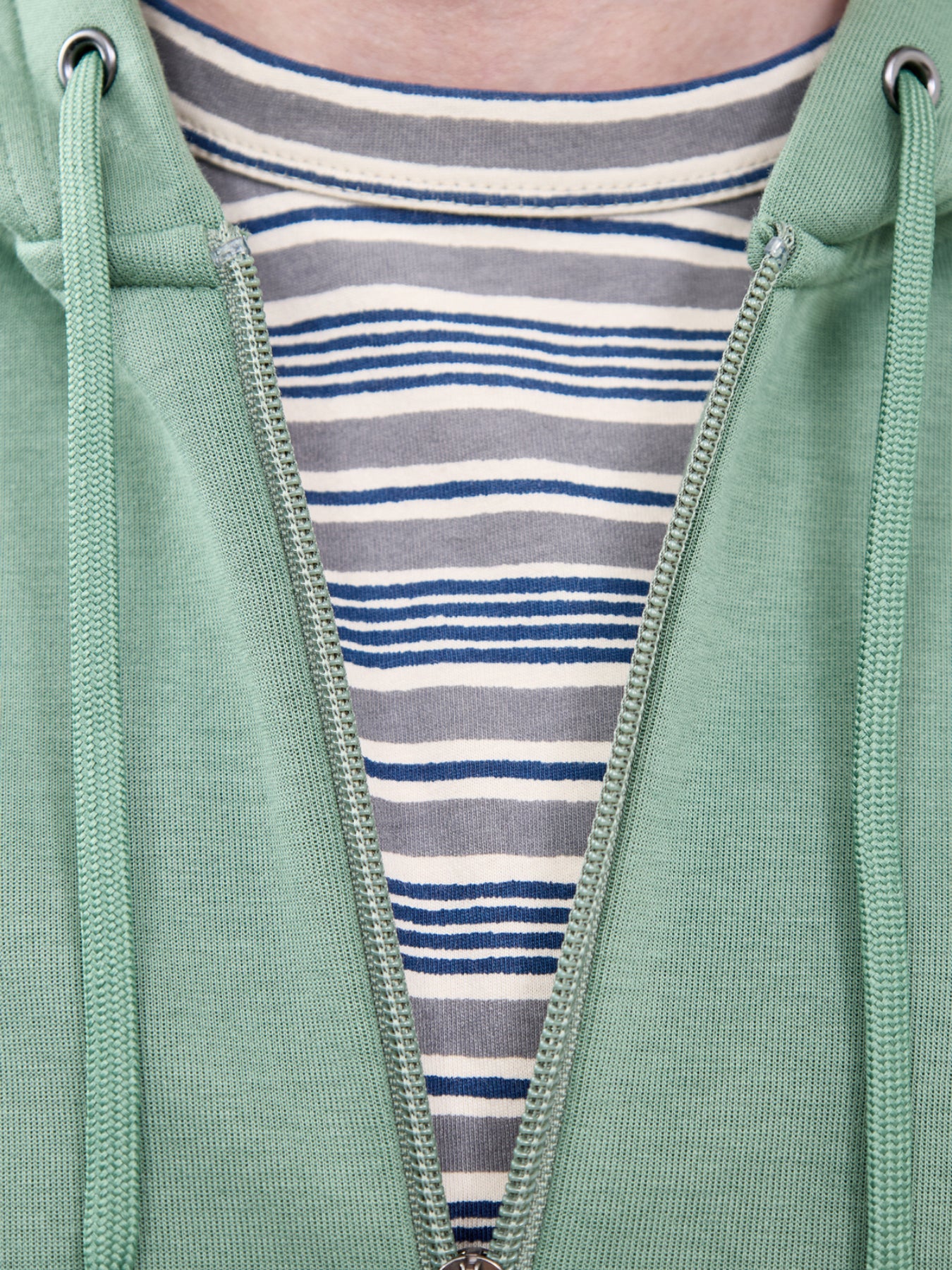 Core Stripe T-Shirt Grey