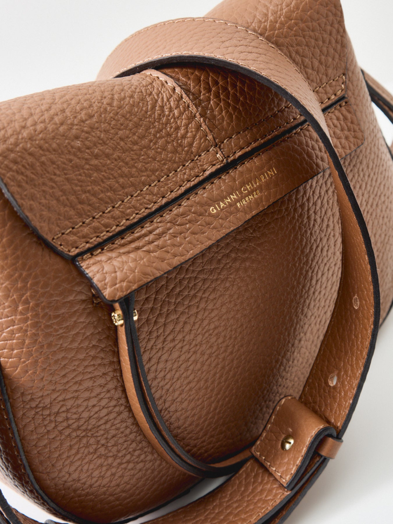 New Helena Round Large Tote Bag Tan