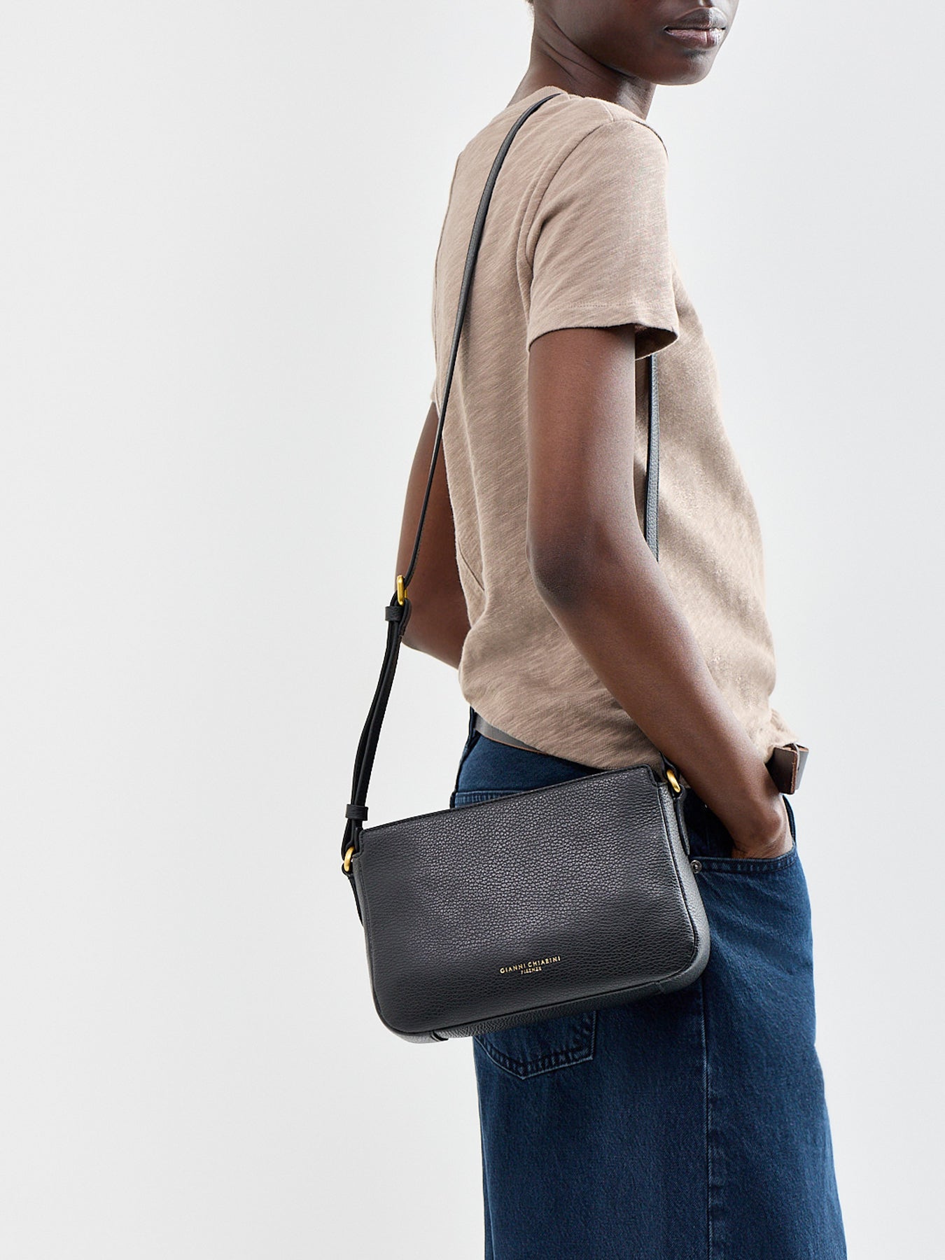 Laura Crossbody Black