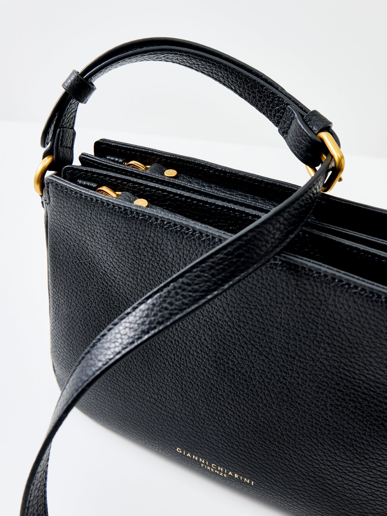 Laura Crossbody Black