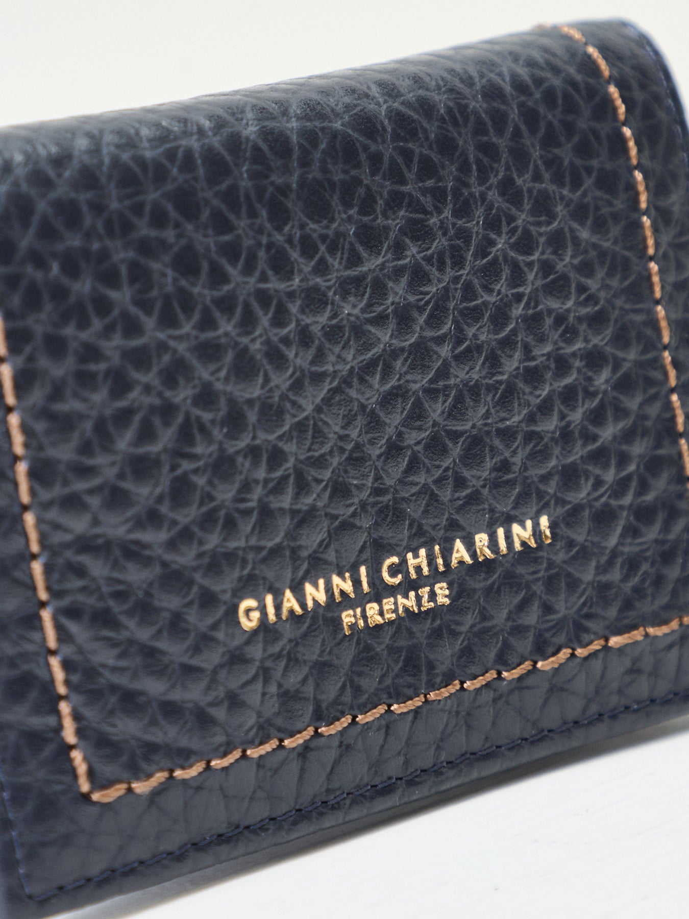 Bubble Leather Card Holder Brown