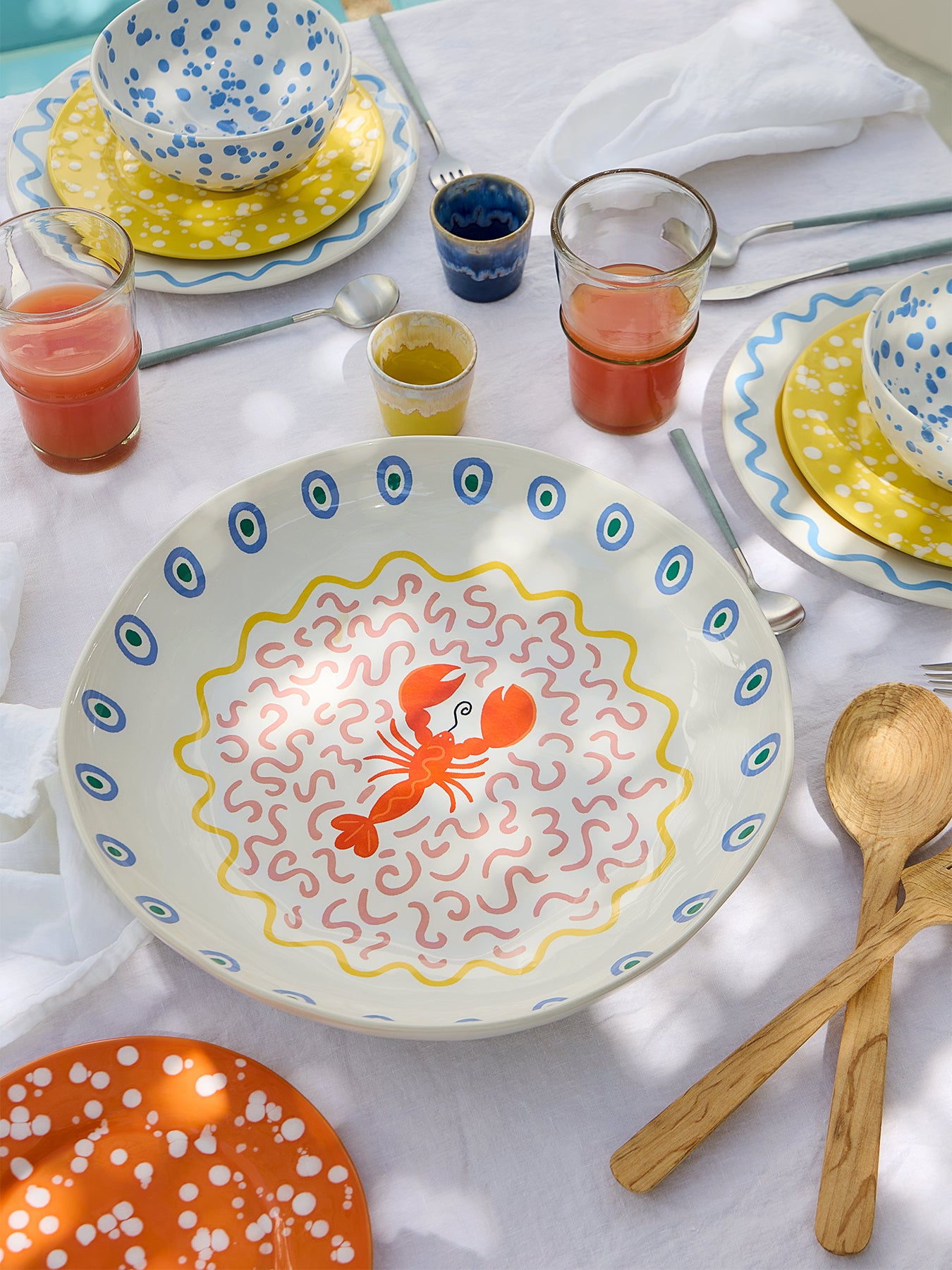 Summer Bliss Lobster Serving Bowl 37cm