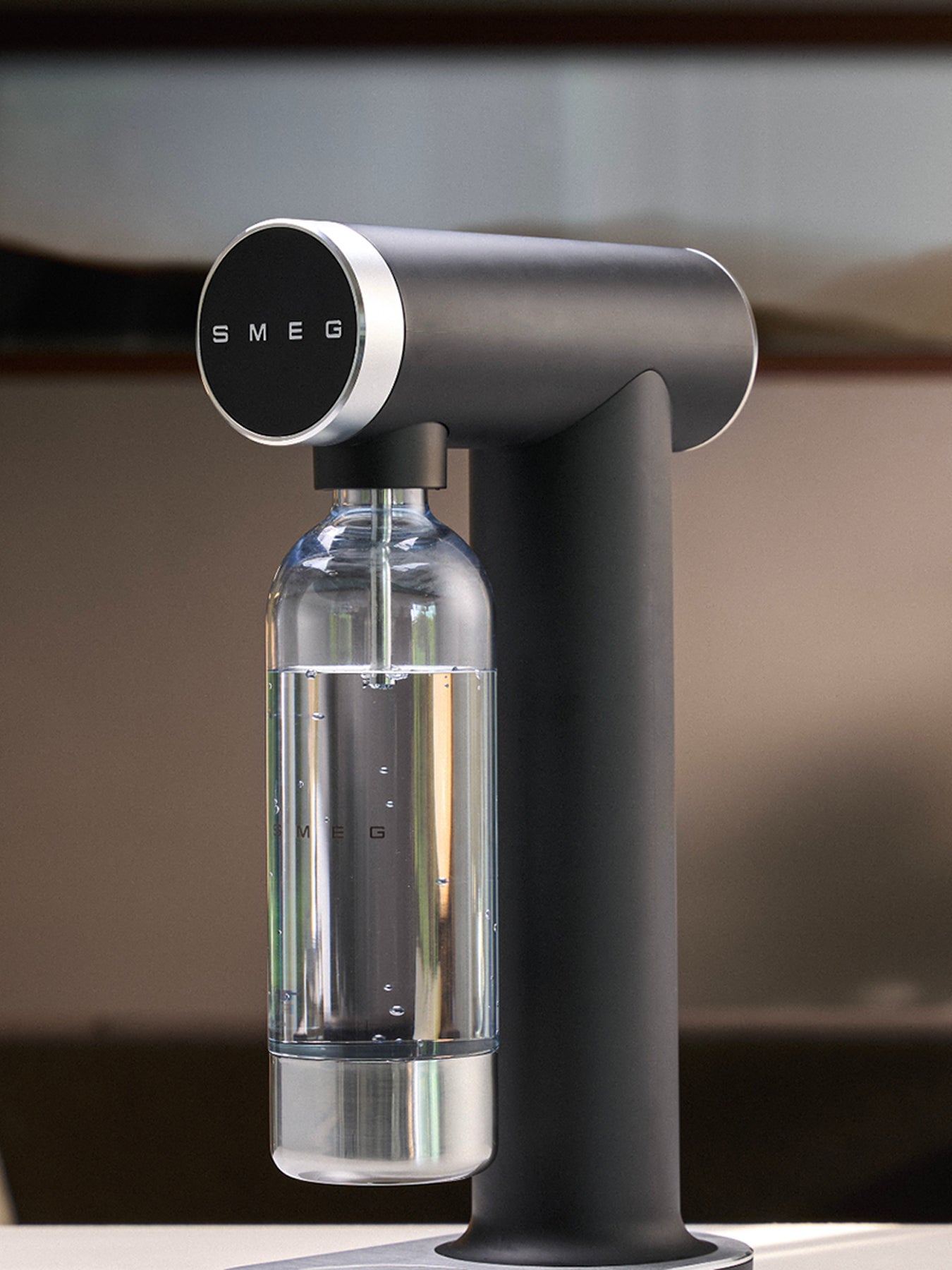 Soda Maker in Matte Black