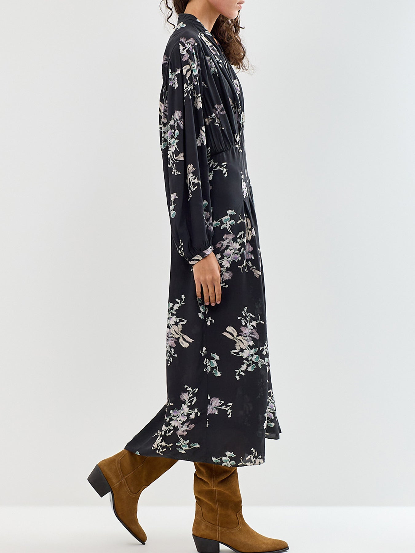 Lynoa Viscose Maxi Dress Black