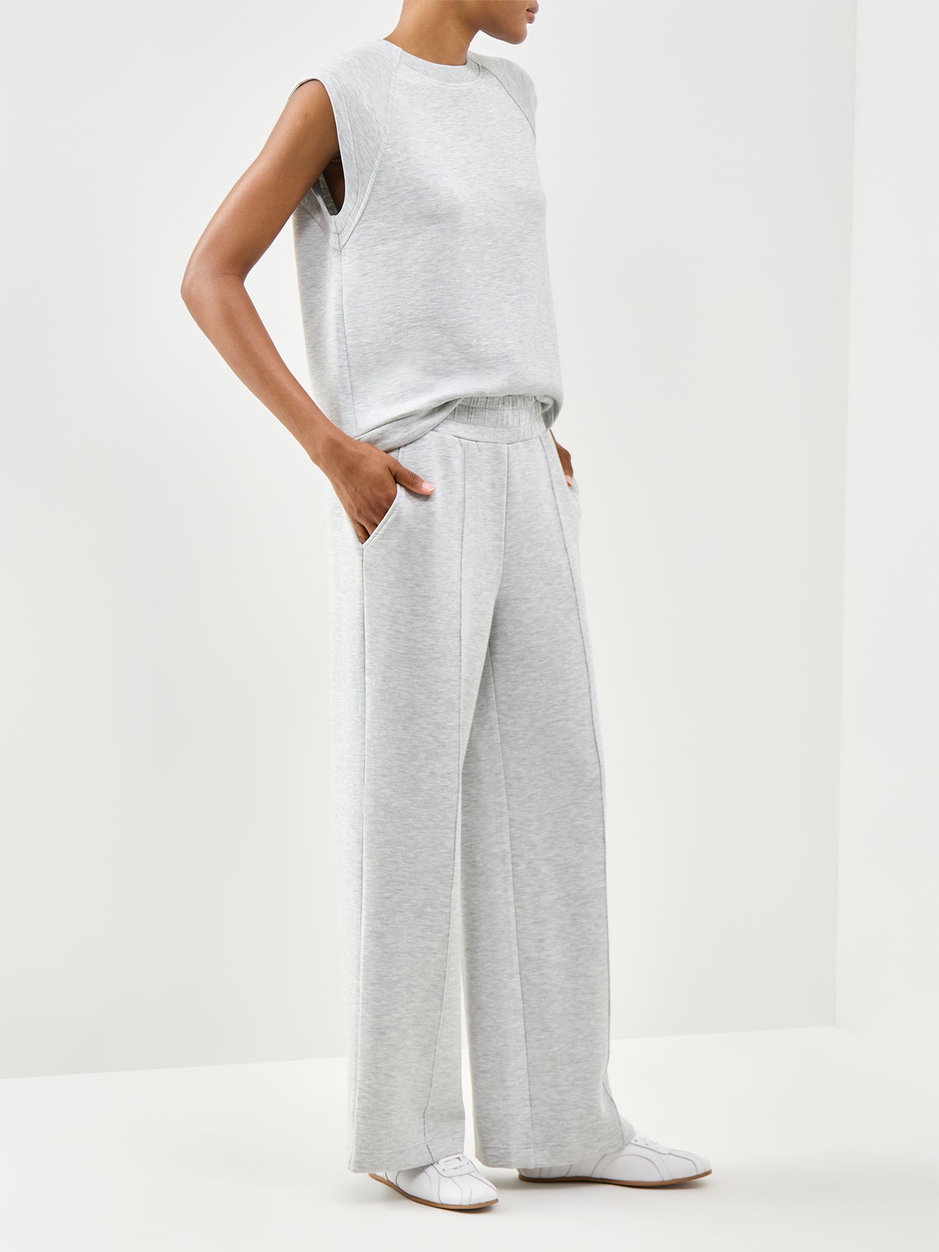 The Wide Leg Pant 30 Grey