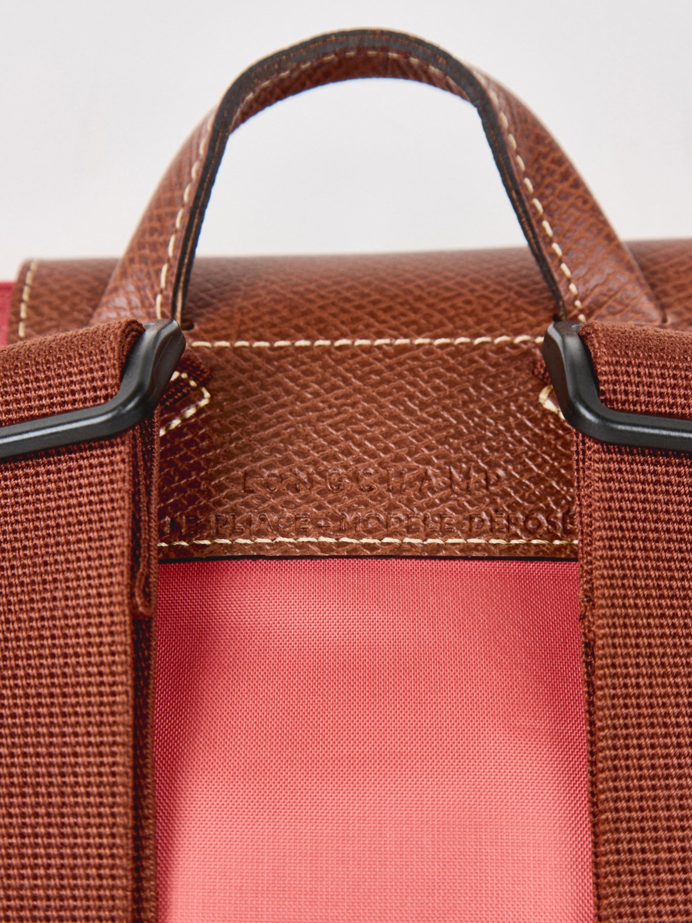 Le Pliage Original Medium Backpack Strawberry