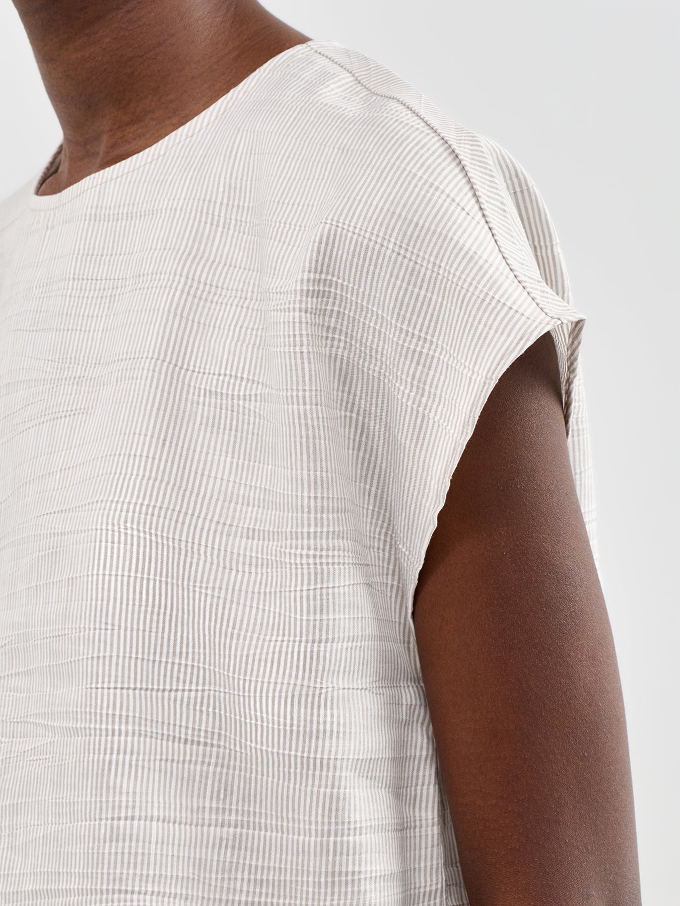 Round Neck Square Top