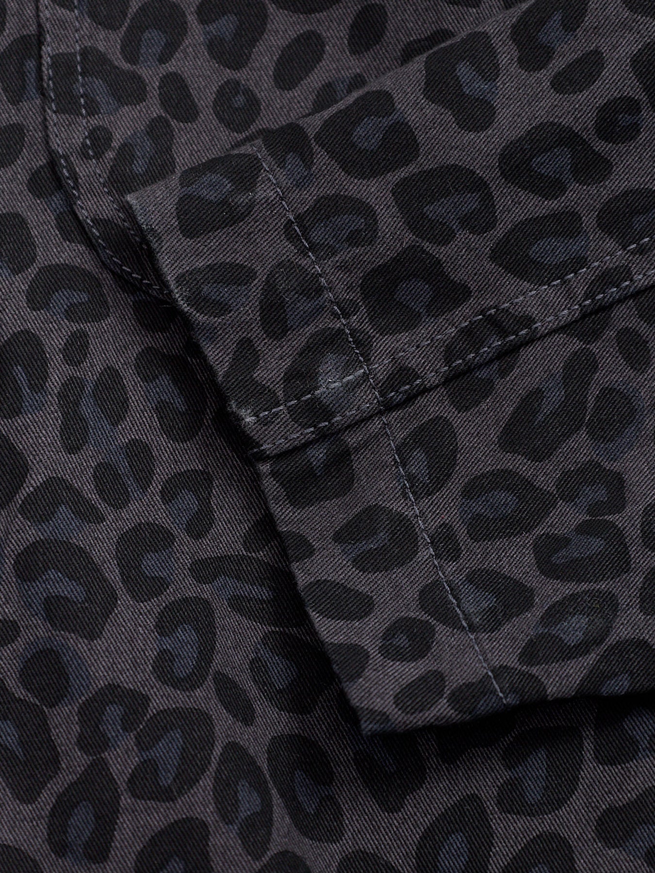 Organic Cotton Leopard Easy Chef Shirt