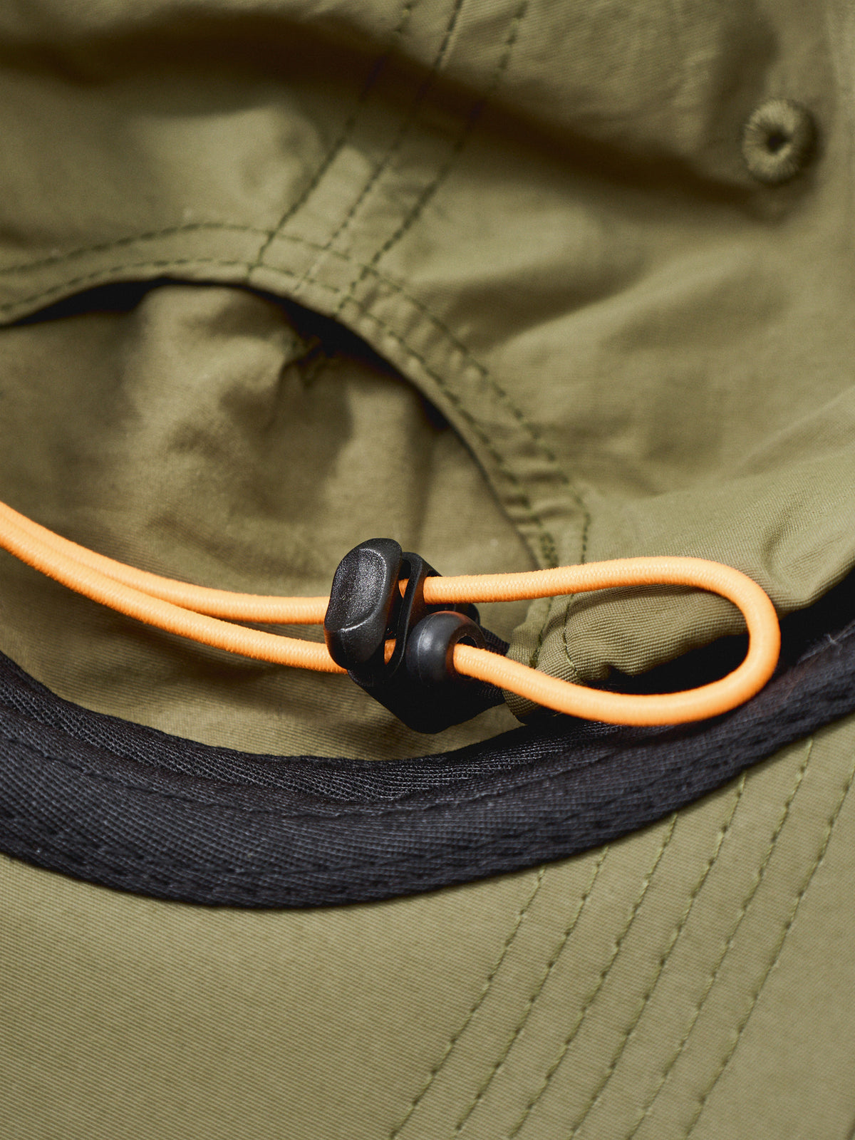 Nylon Dove Cap - Olive