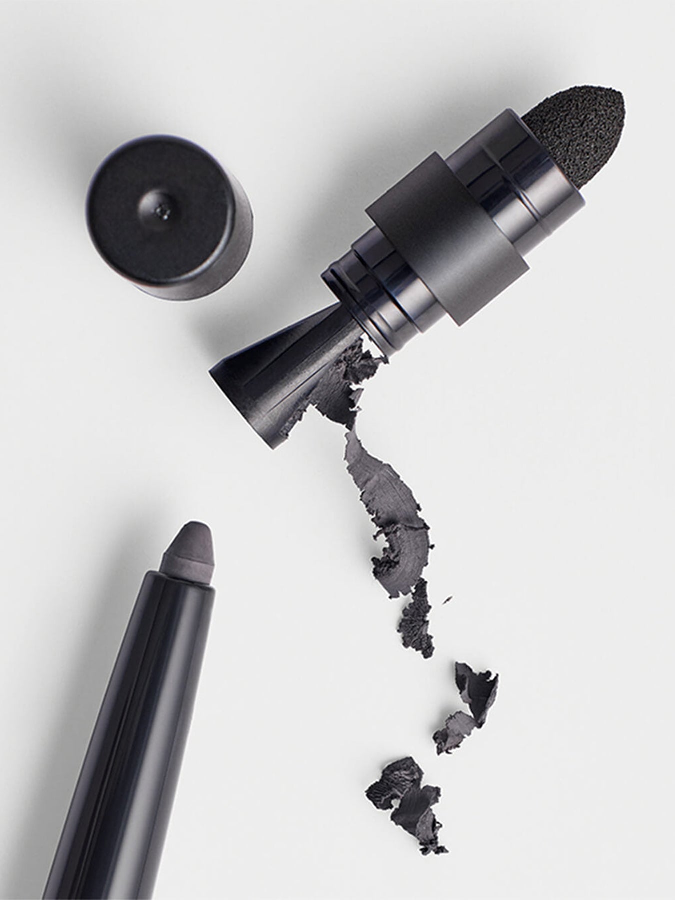 Defining Eyeliner Black