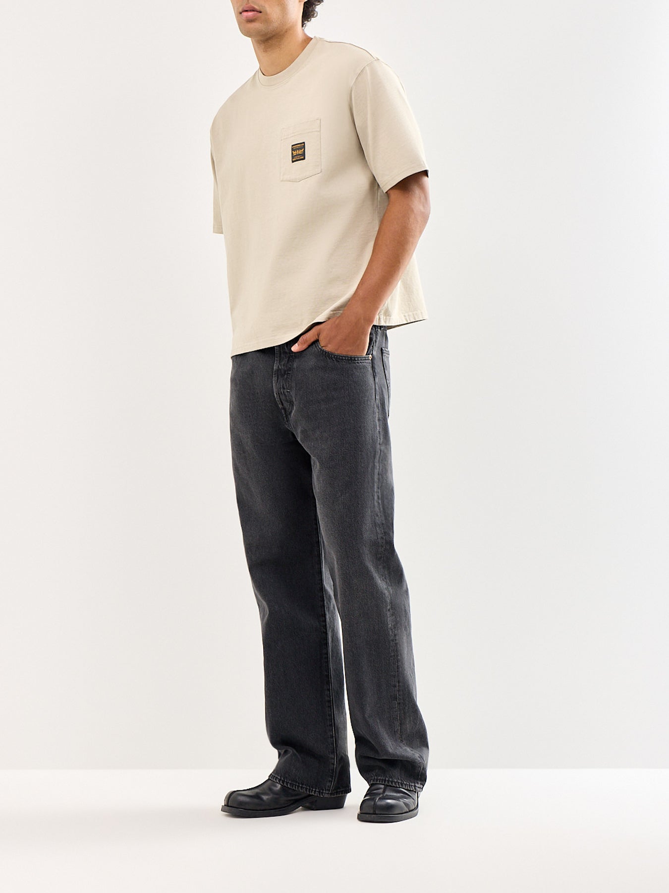 Workwear Pocket T-Shirt Beige