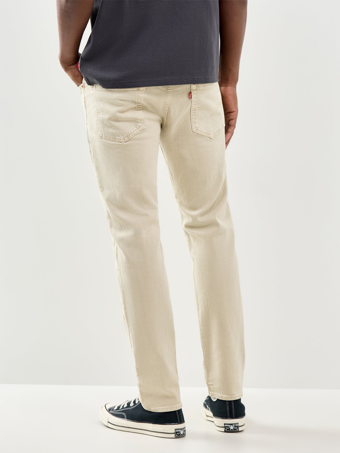 502 Taper Jeans Beige