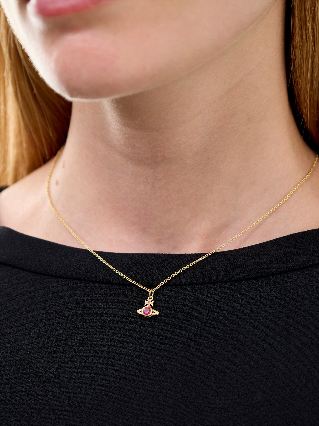 London Orb Pendant Necklace Gold