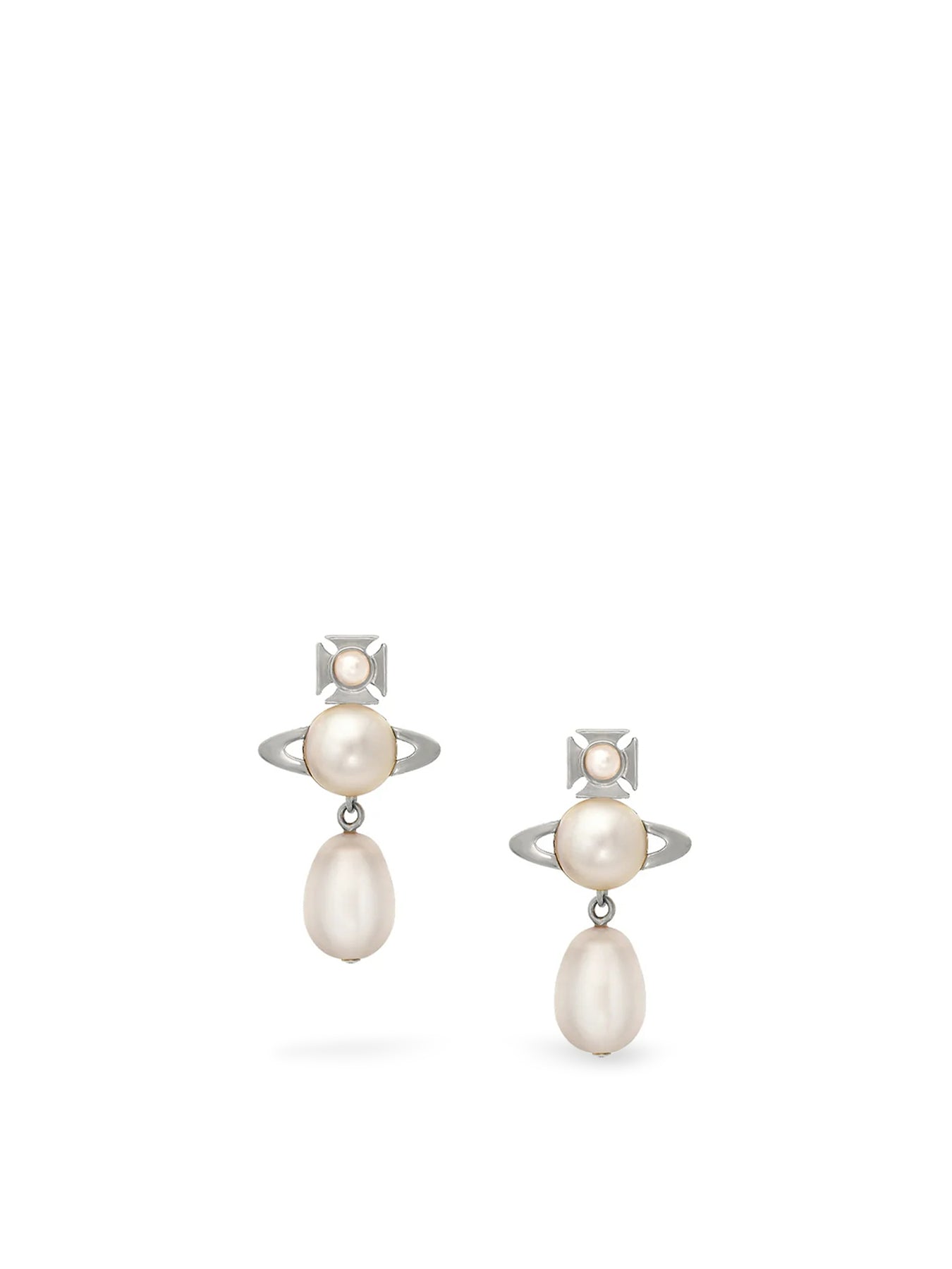 Inass Stud Earrings Silver