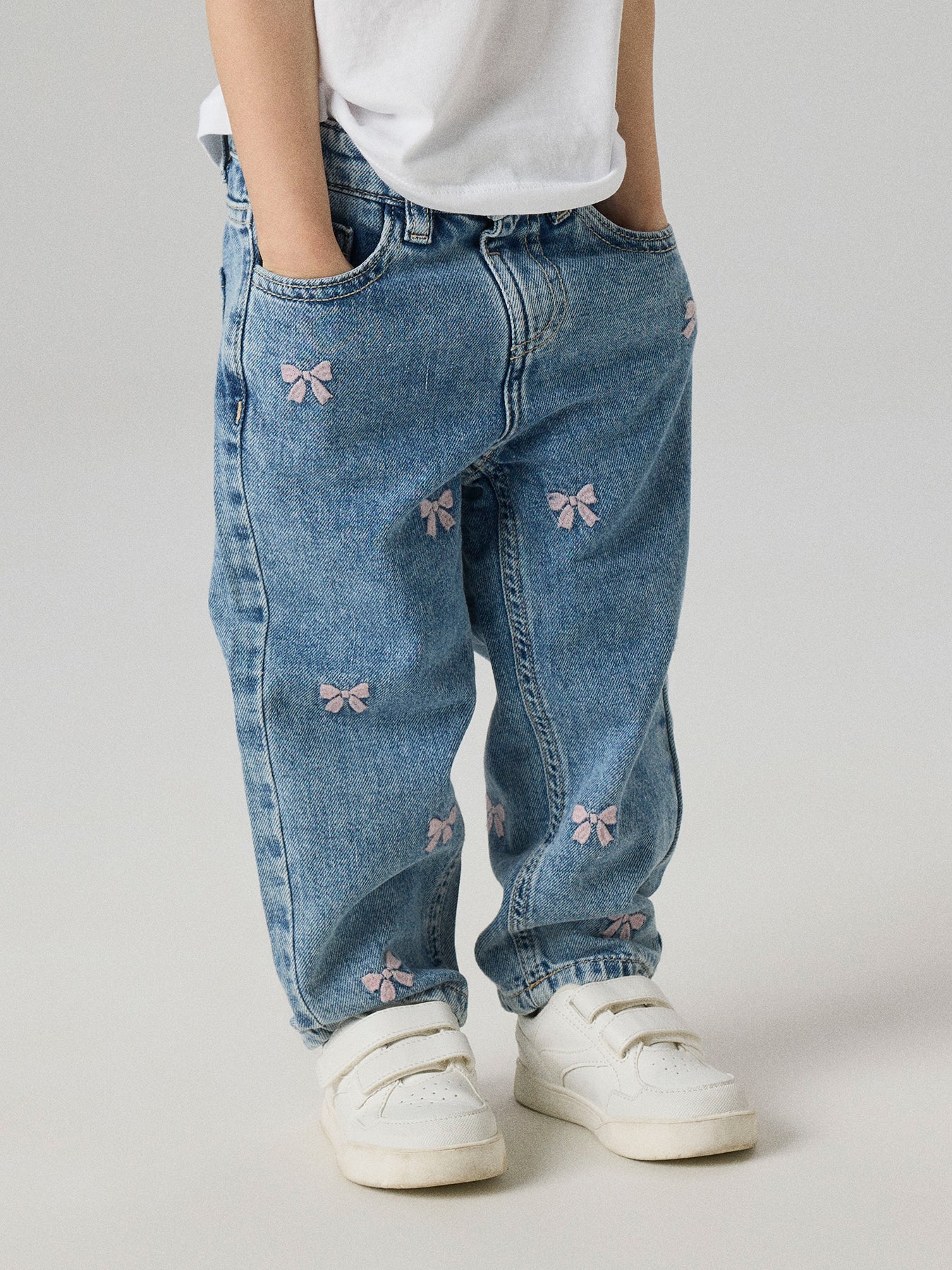 NMFBELLA MOM EMB JEANS 3285-BE NOOS