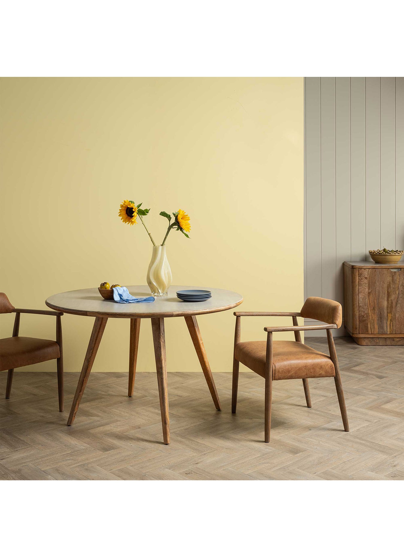 Burlington Mango Wood Round Dining Table Seats 4