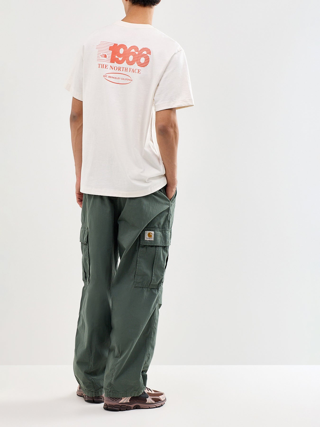 Track Graphic T-Shirt Cream