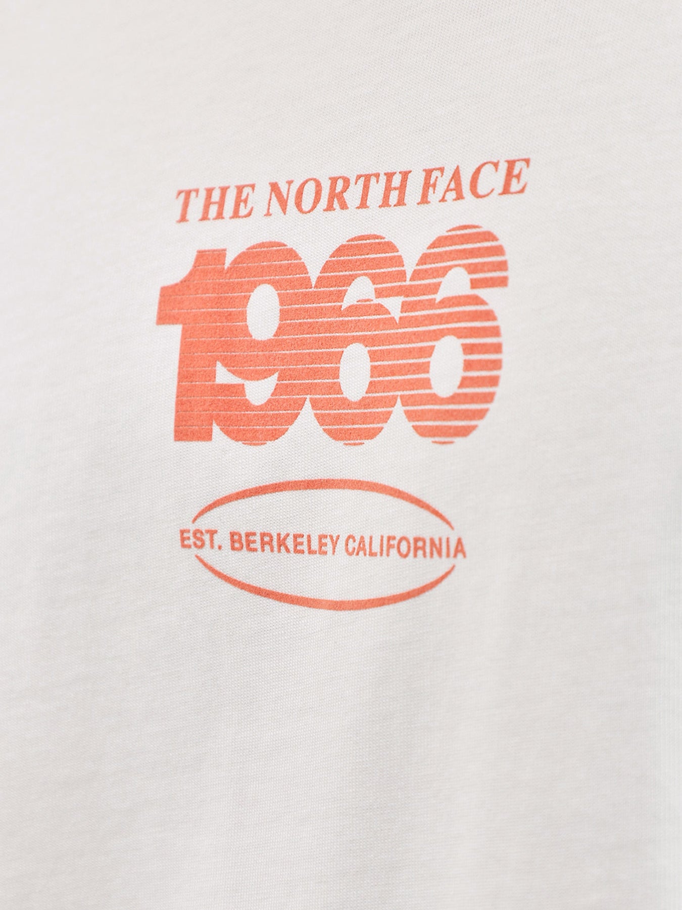 Track Graphic T-Shirt Cream