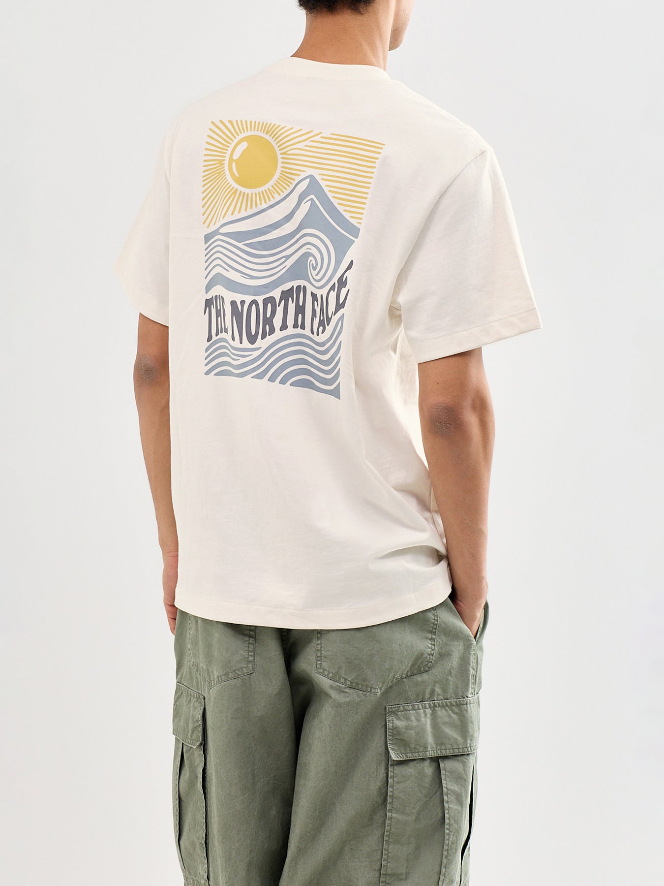 Mountain Escape Relaxed T-Shirt Cream