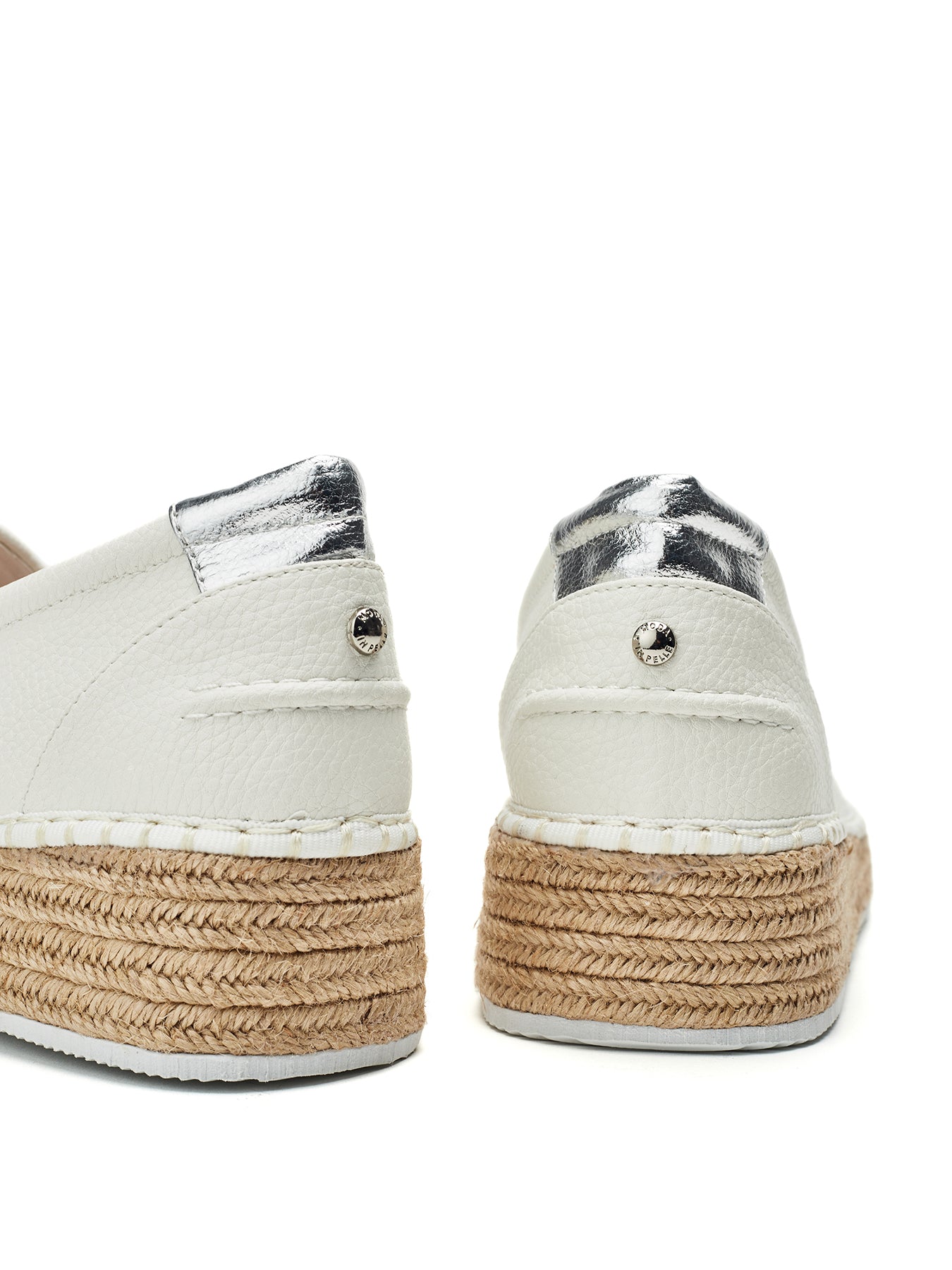 Elga Loafers White