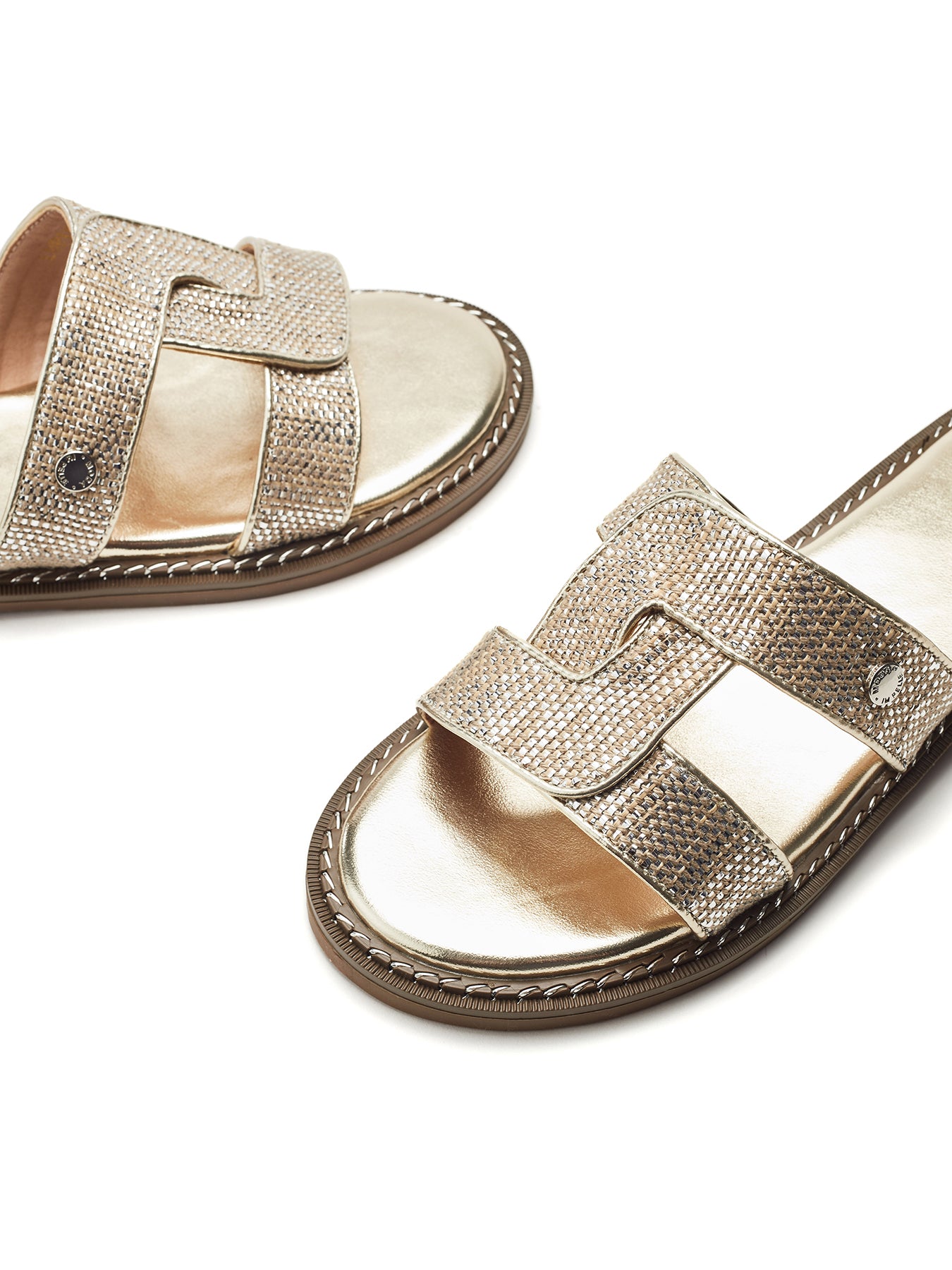 Lupin Leather Flat Sandals Gold