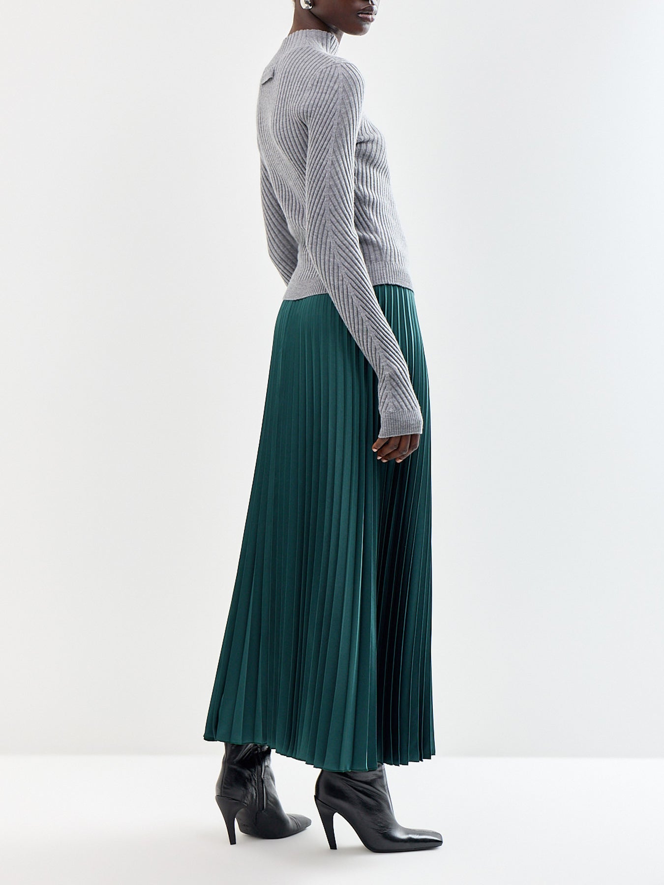 Nicchia Pleated Skirt Green