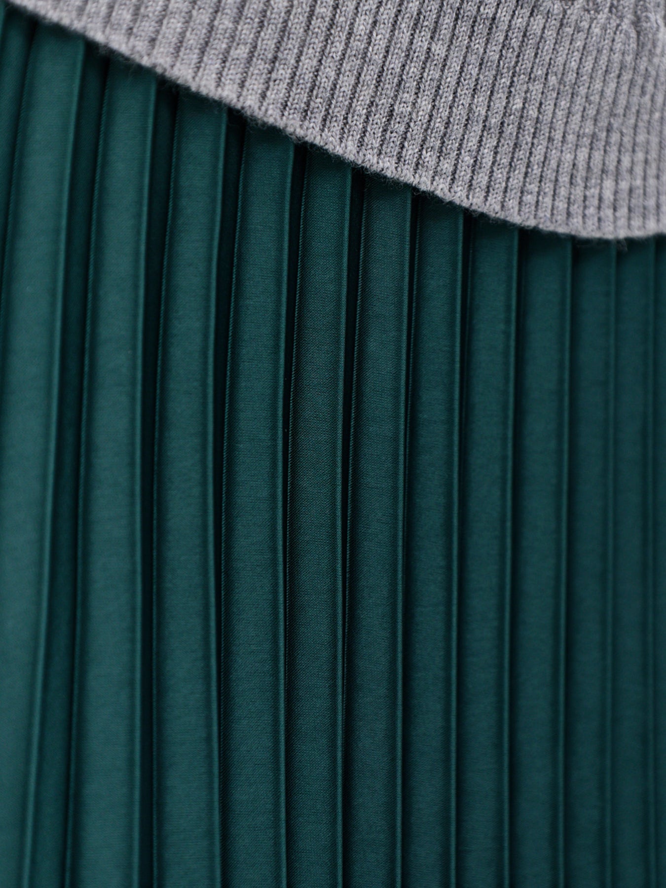 Nicchia Pleated Skirt Green