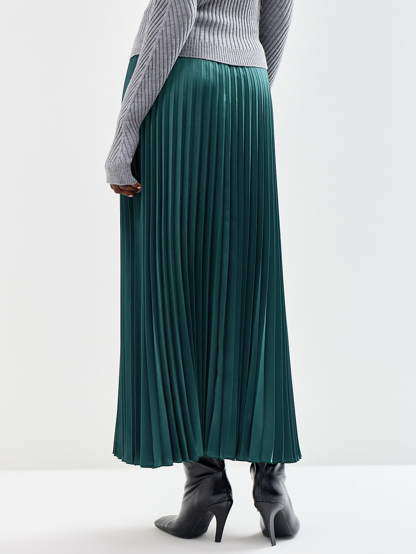 Nicchia Pleated Skirt Green