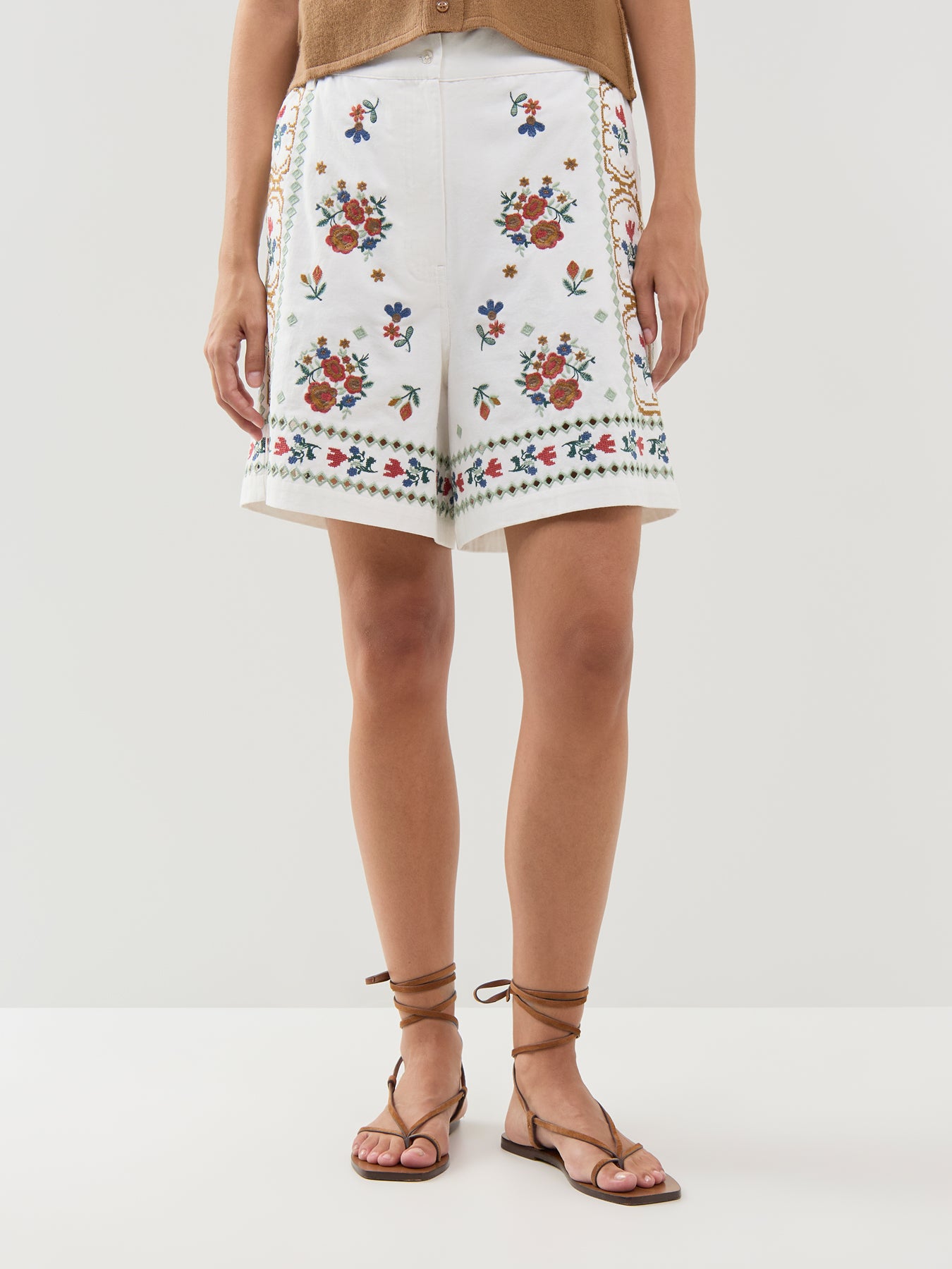 Obice Shorts
